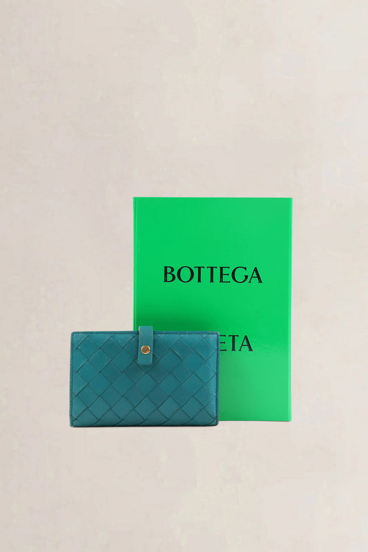 Bottega Veneta Intrecciato turquoise wallet — preloved