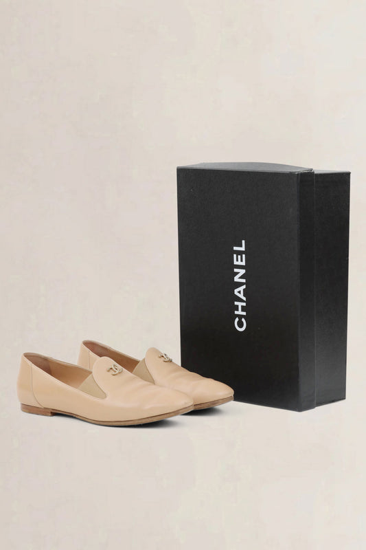 Chanel Beige Interlocking CC Loafers