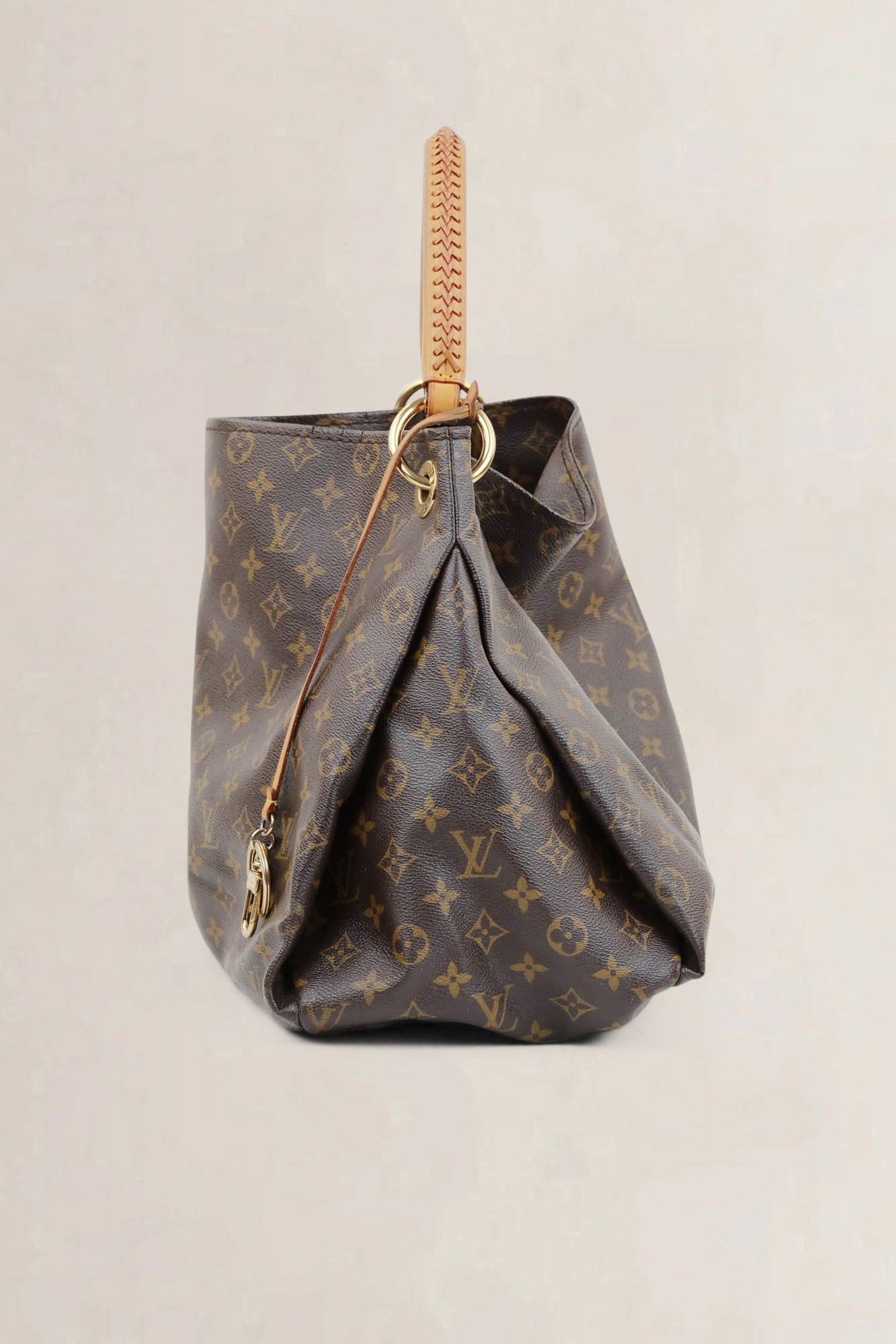 Louis Vuitton Monogram Artsy MM Shoulder Bag