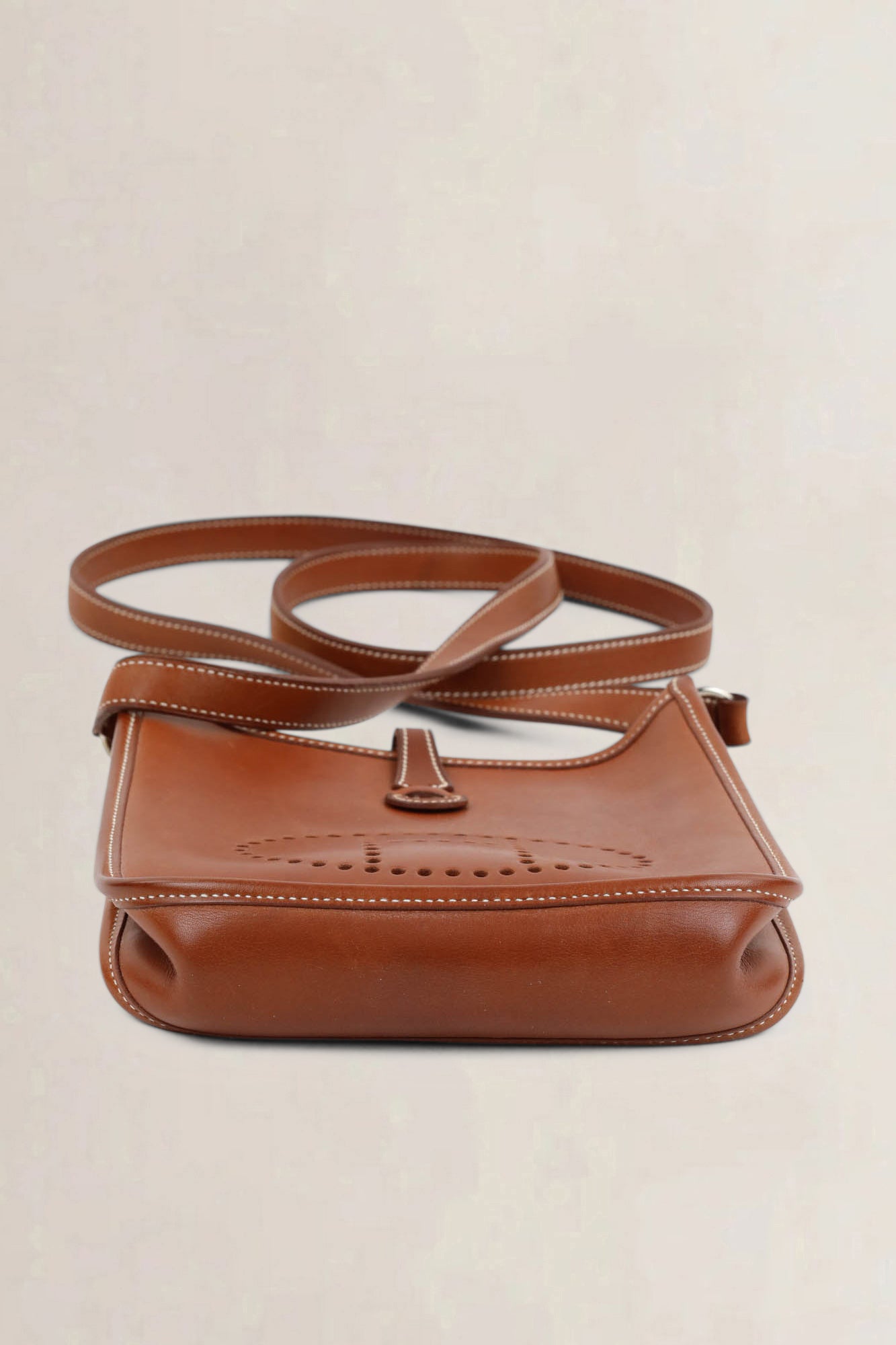 Hermès Brown Evelyne 16 Crossbody Bag