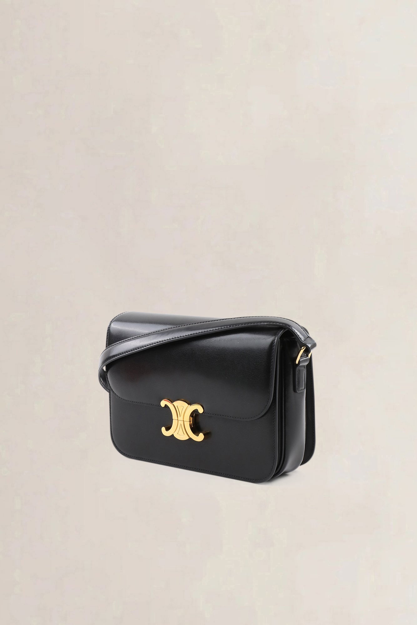 Céline Triomphe Classique black calfskin — preloved