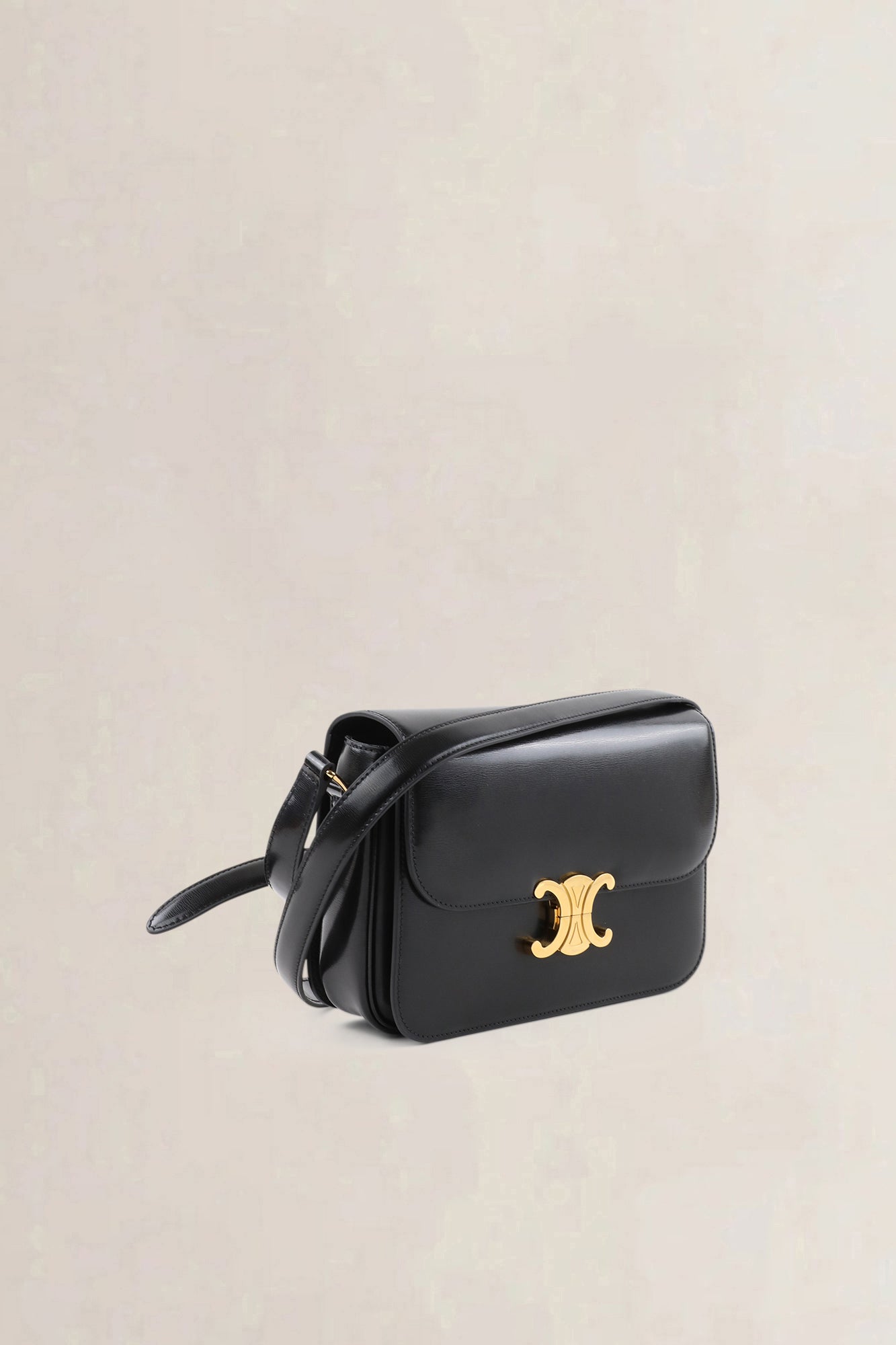Céline Triomphe Classique black calfskin — preloved