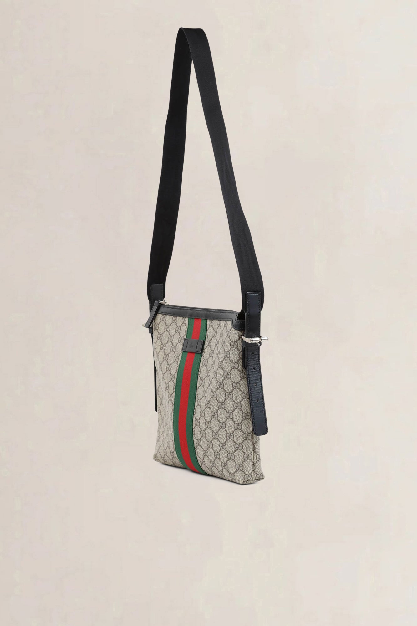 Gucci GG Supreme Messenger Crossbody Bag