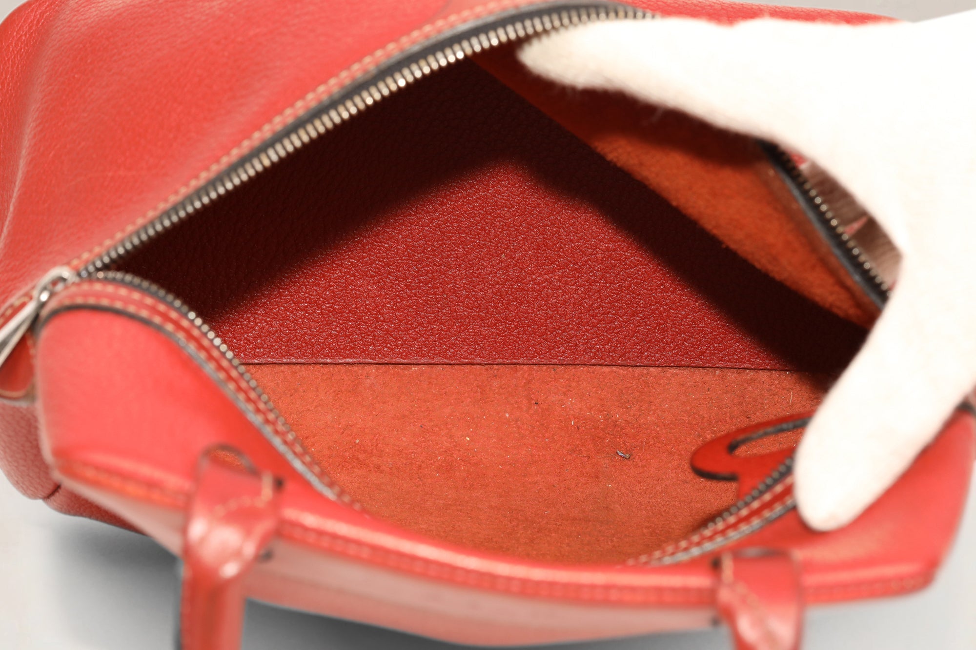 Deux de Delvaux Red 'Le Trente' Top Handle Bag