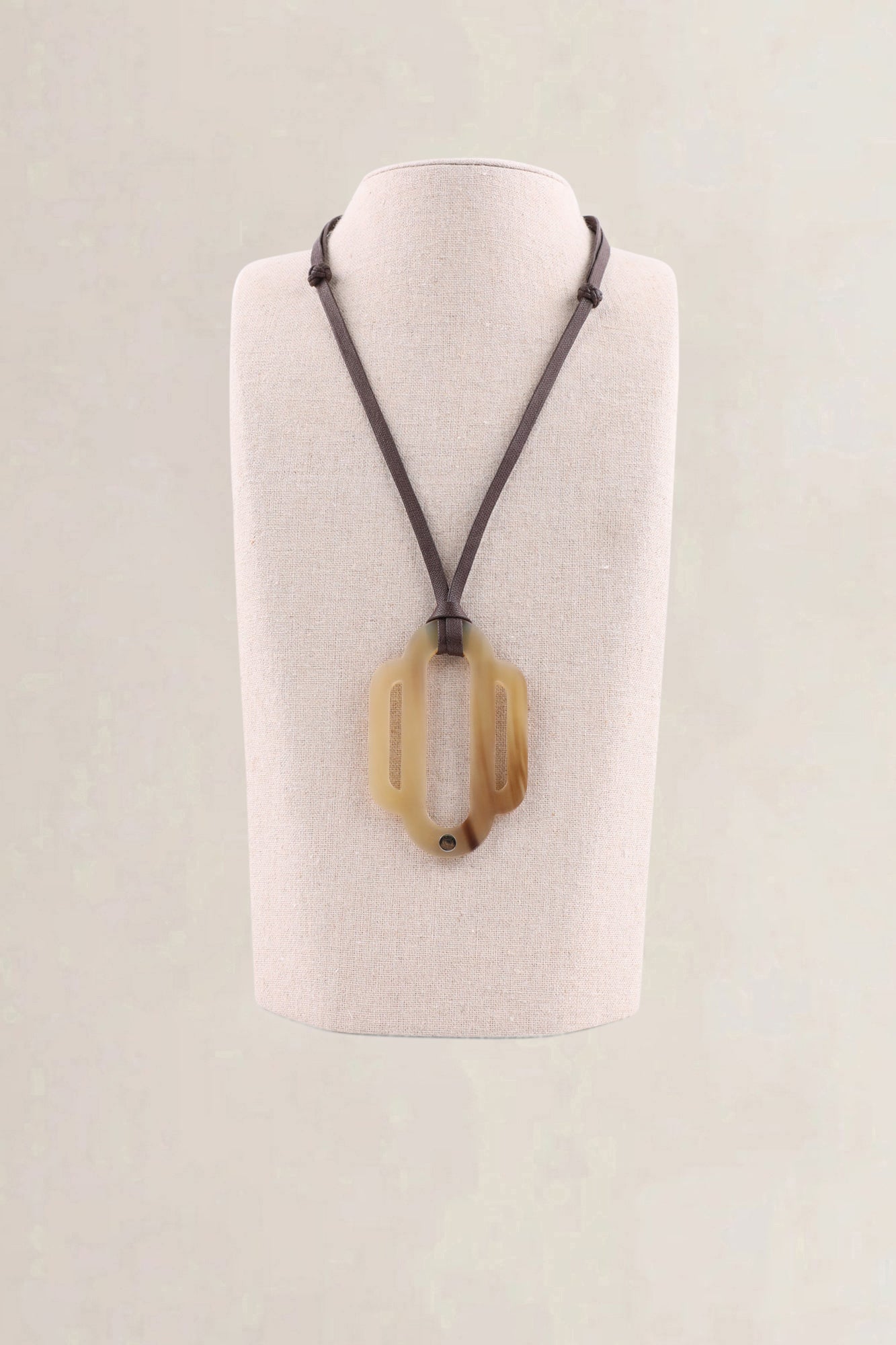 Hermès Attelage Pendant Necklace brown — preloved