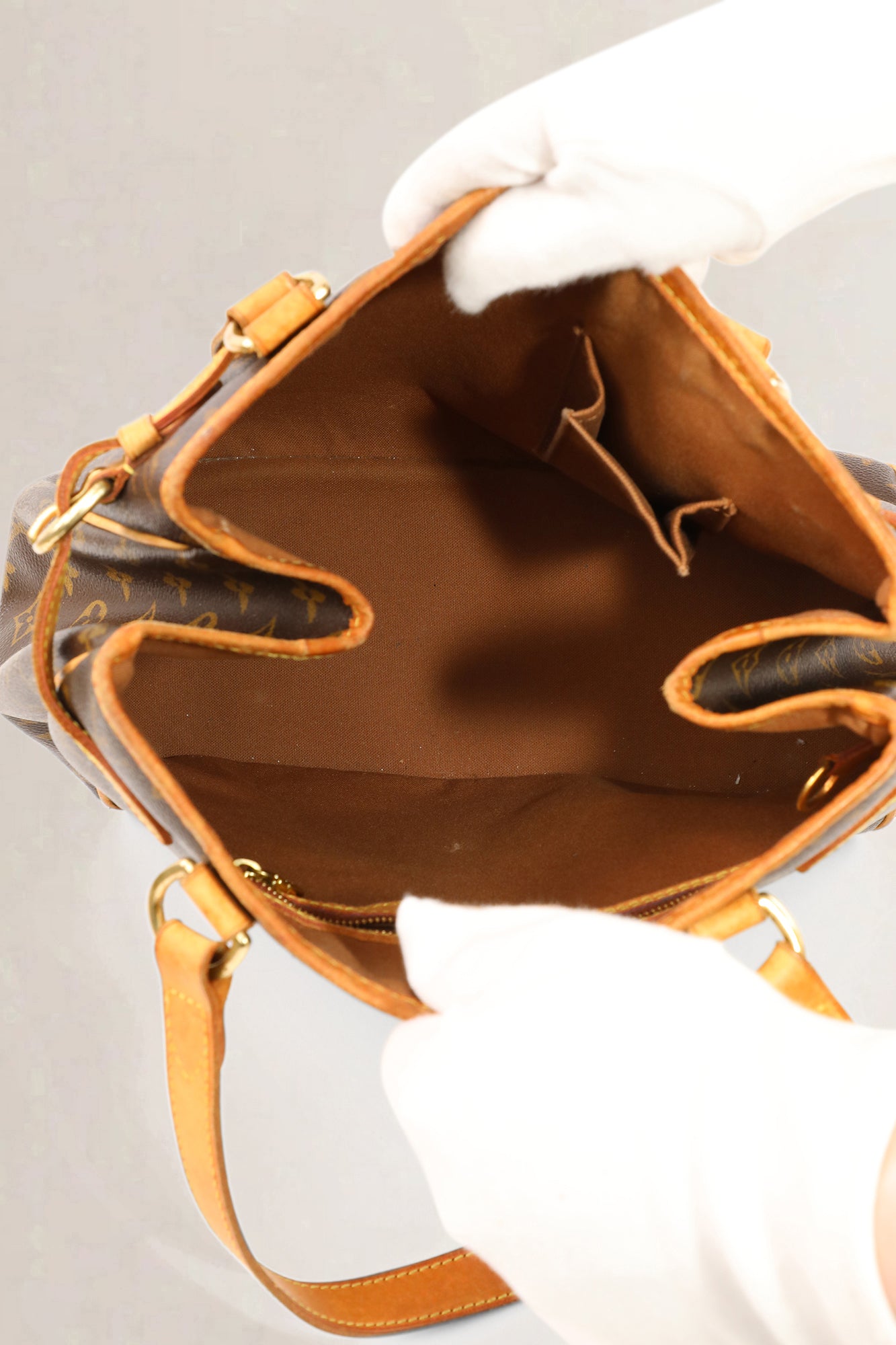 Louis Vuitton Batignolles Vertical Monogram — vintage