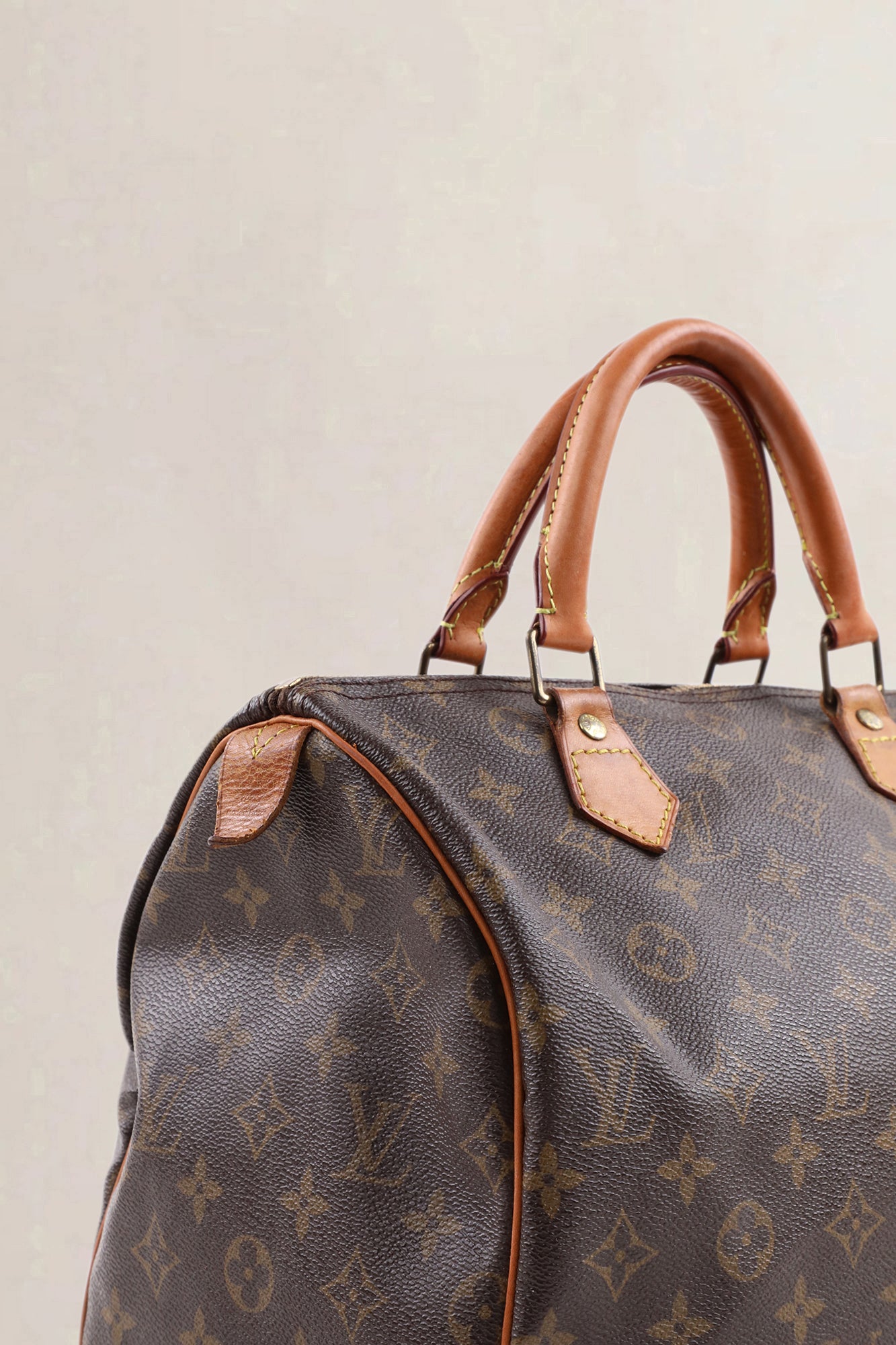 Louis Vuitton Classic Monogram Speedy 25 Top Handle Bag
