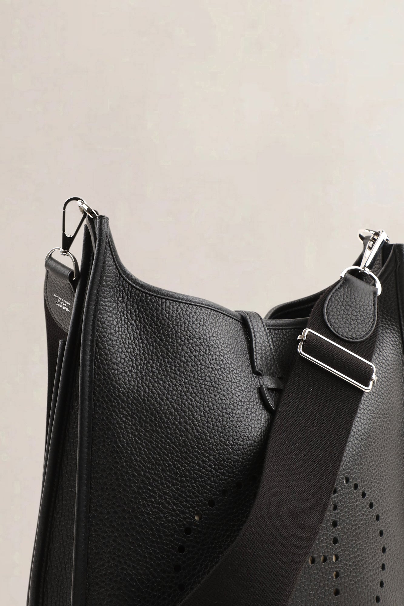 Sac bandoulière Hermès Evelyne 29 en cuir Taurillon Clemence noir