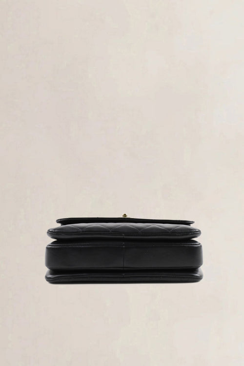 Sac Chanel Sac à Rabat Poignée crossbody en agneau noir