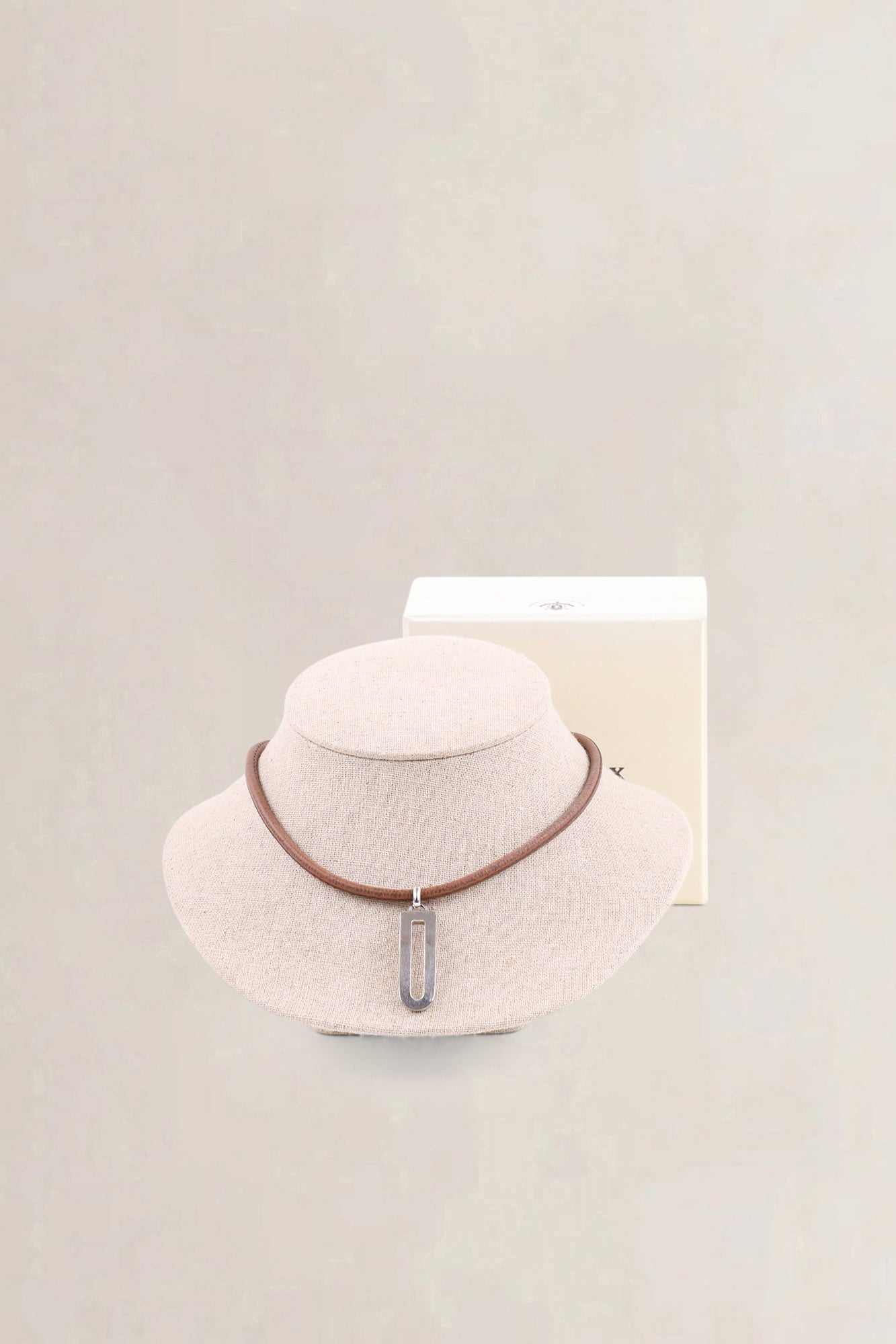 Delvaux Dclic Jumping Necklace fauve — preloved