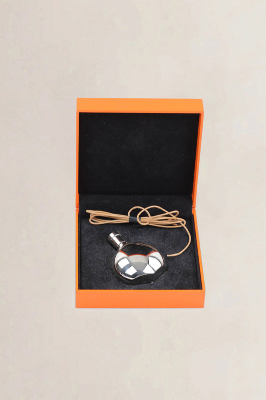 Des Merveilles Perfume Bottle