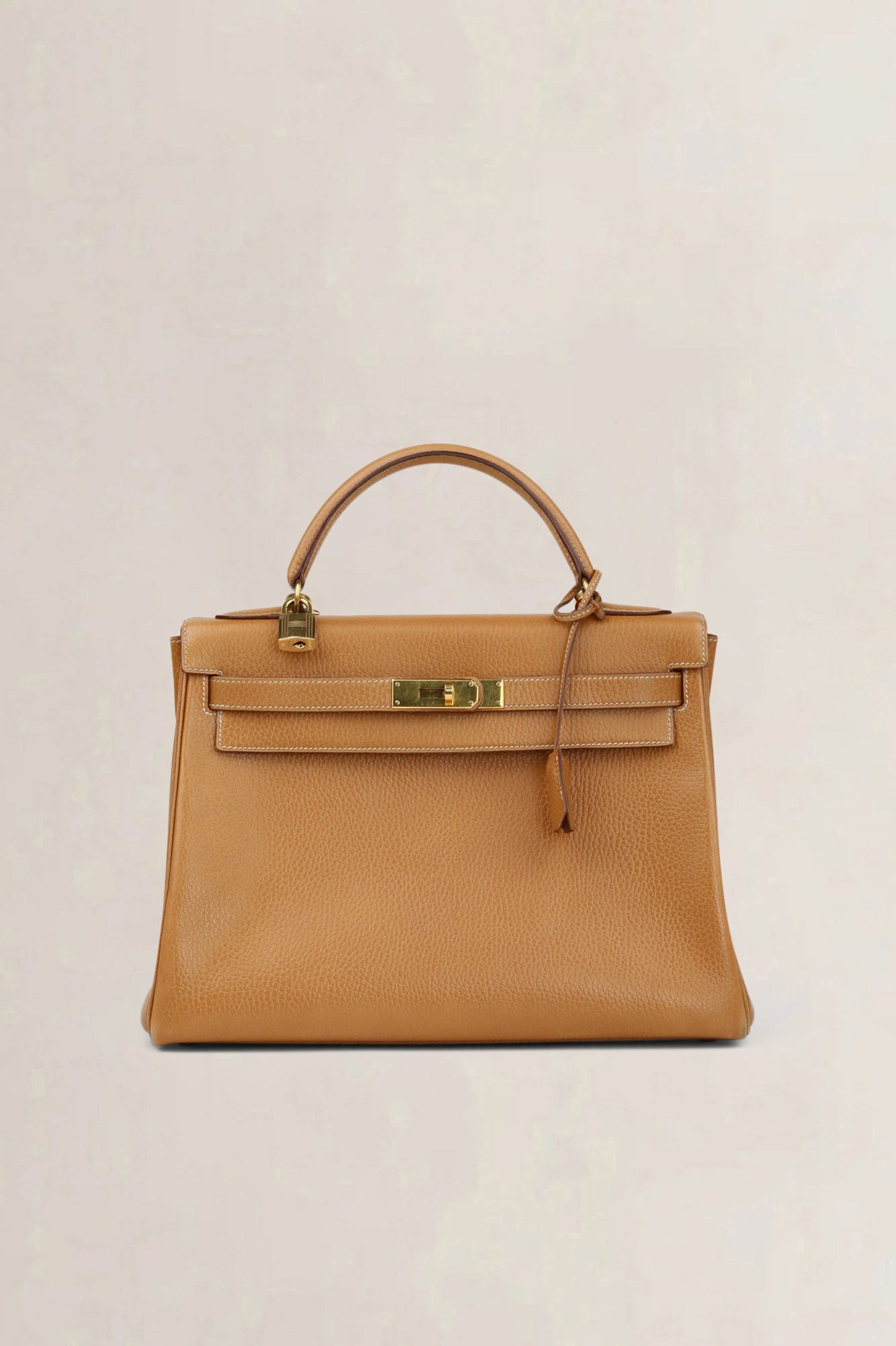 Hermès Kelly 32 in Camel Vache Liege Leather Crossbody Bag