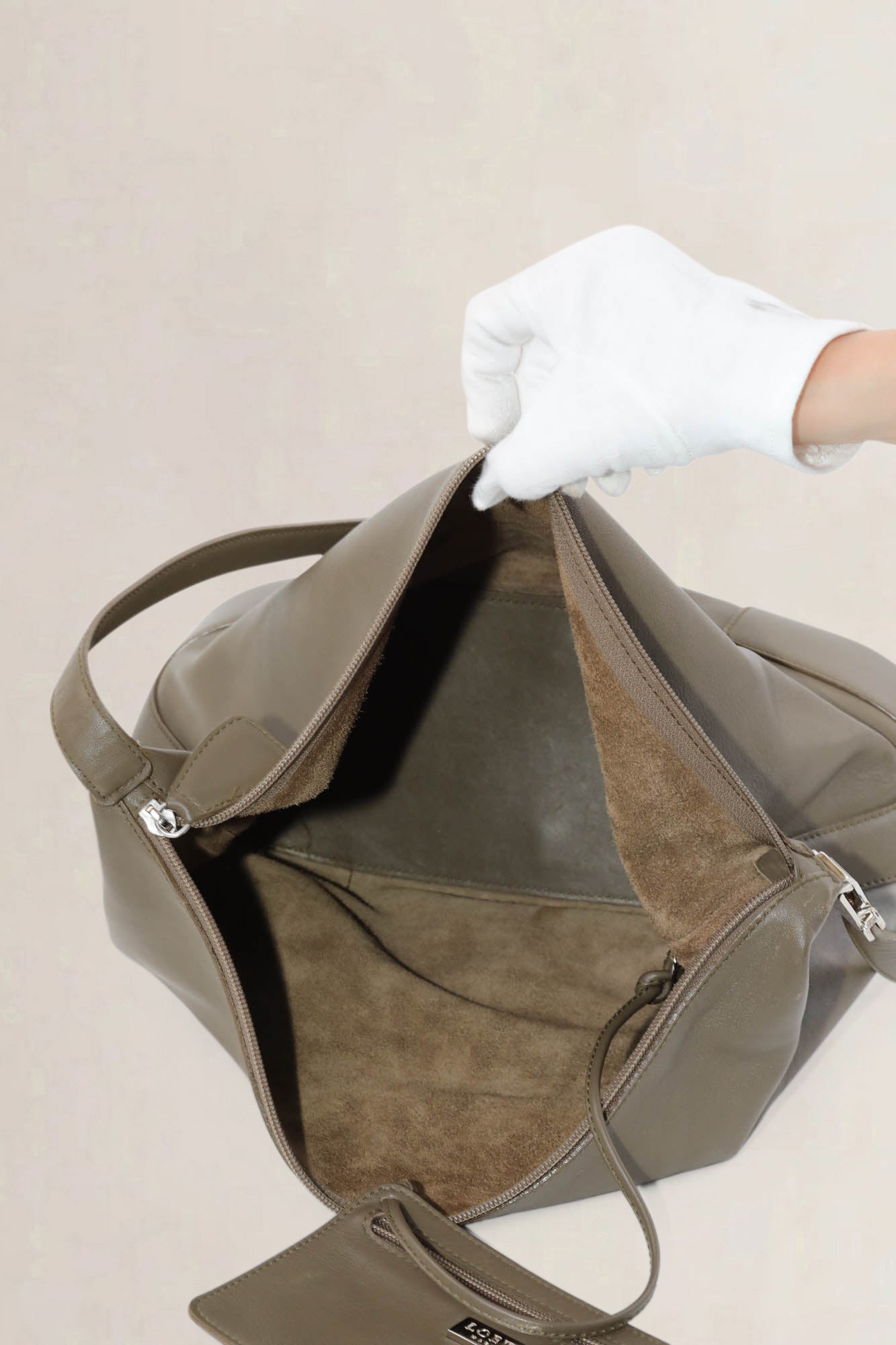 Loewe Green Leather Shoulder Bag