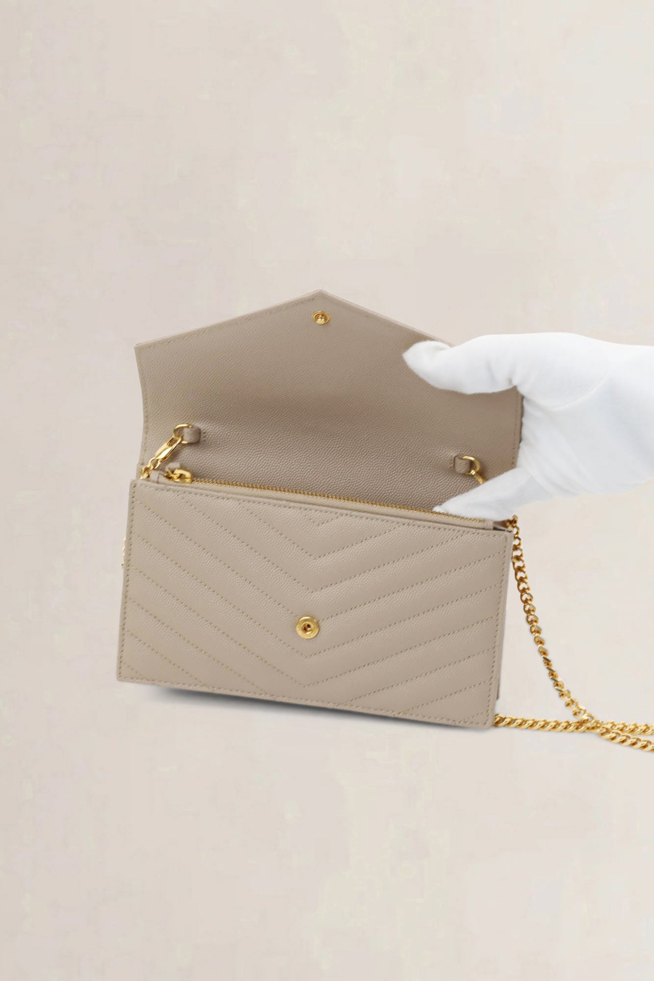 Cassandre Envelope Chain Wallet