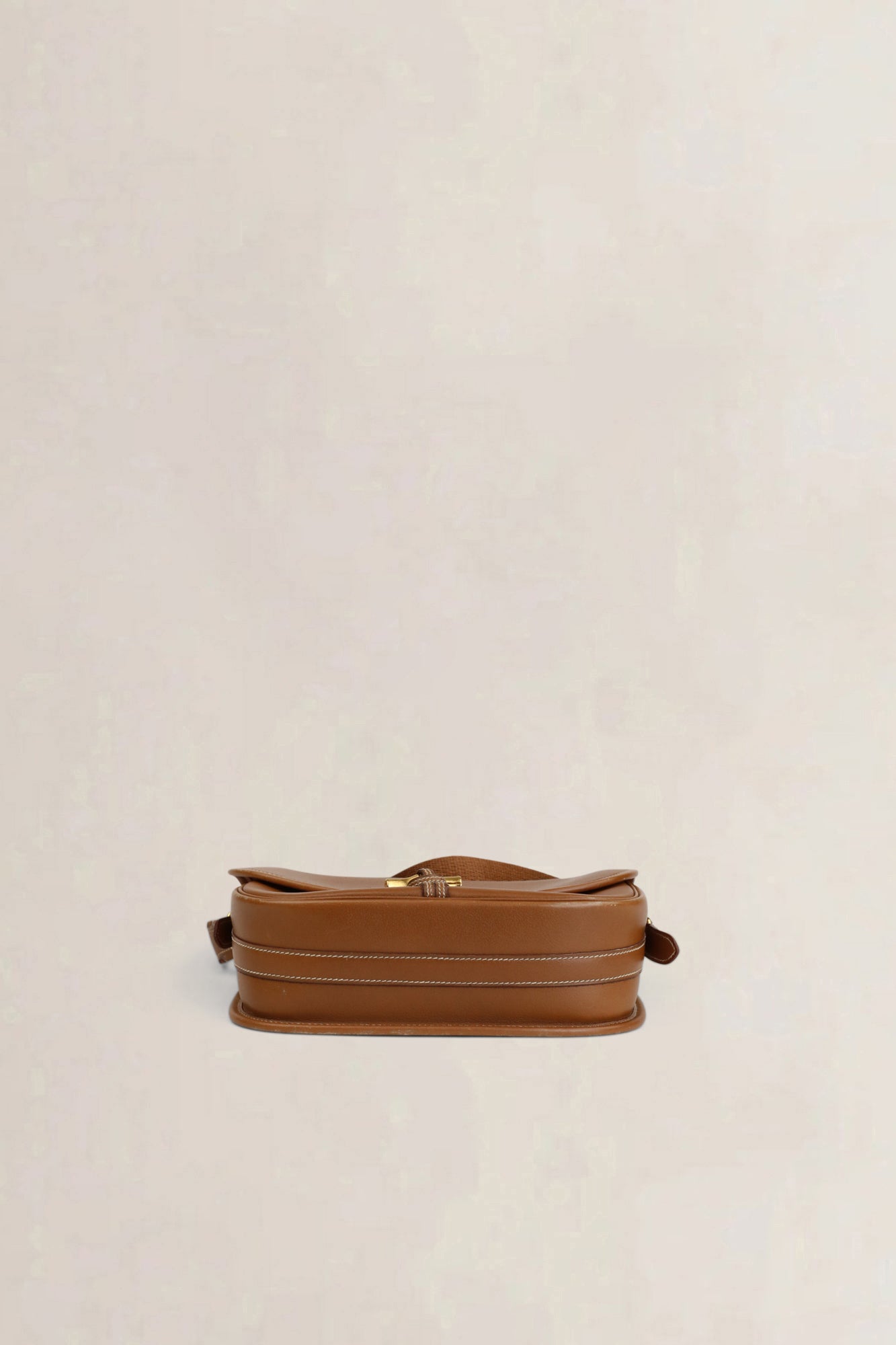 Hermès Vintage Camel Duffle Bamboe Crossbody Tas