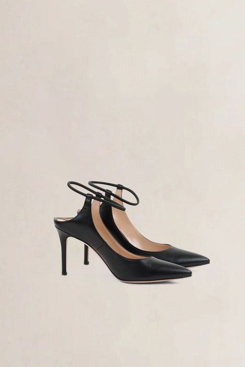 Gianvito Rossi Black Leather Karen Pumps