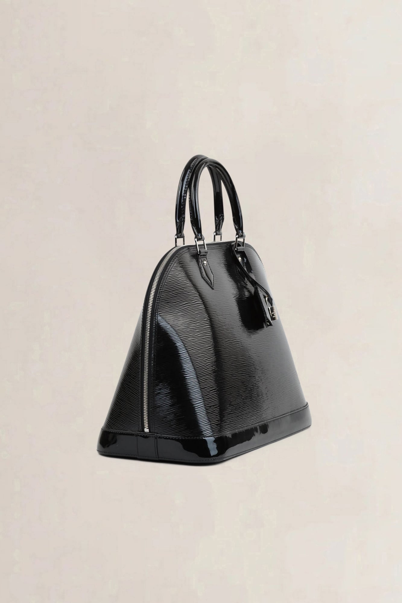 Louis Vuitton Black Patent Leather Alma GM Top Handle Bag