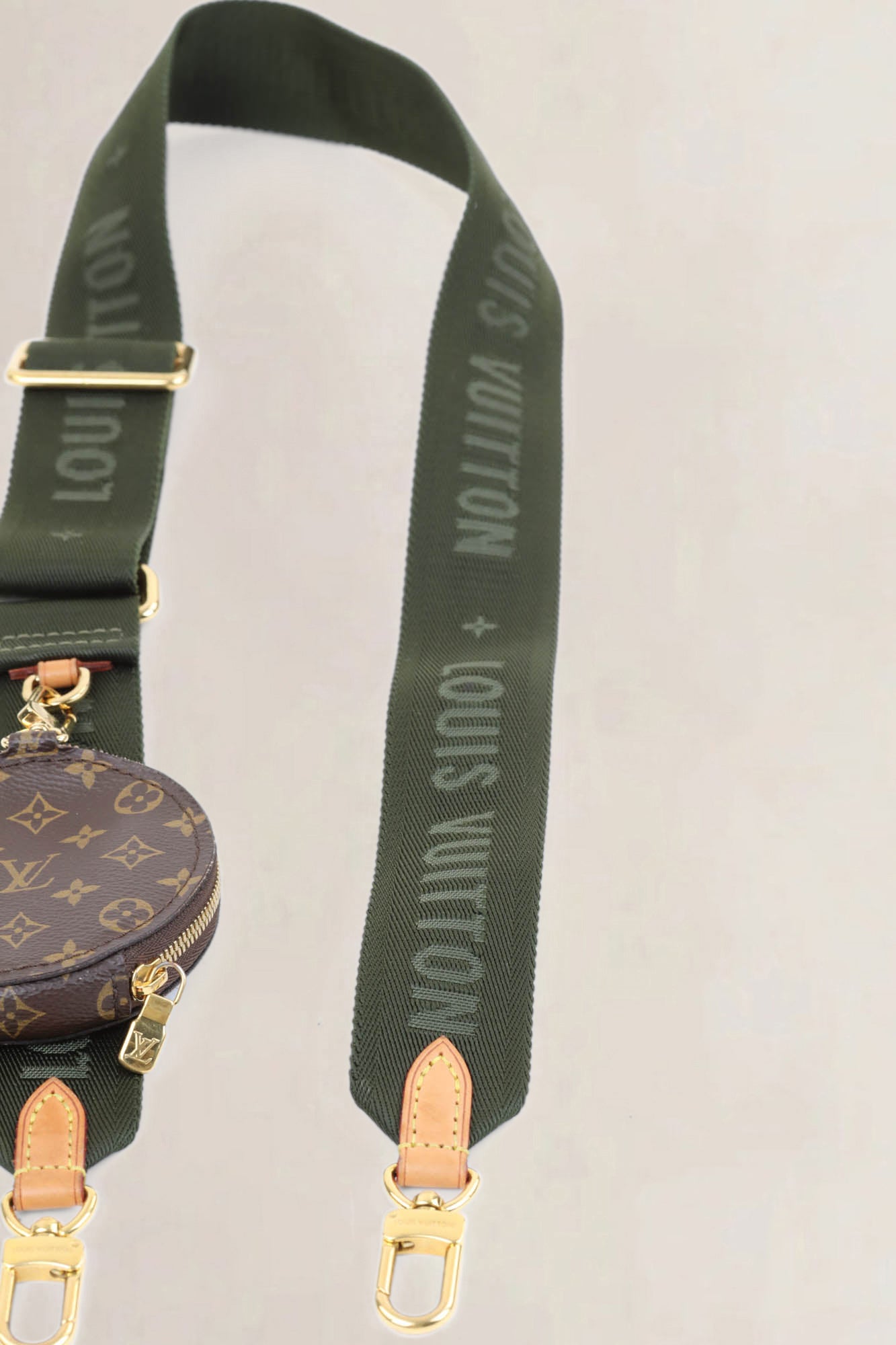 Louis Vuitton Khaki Bandoulière