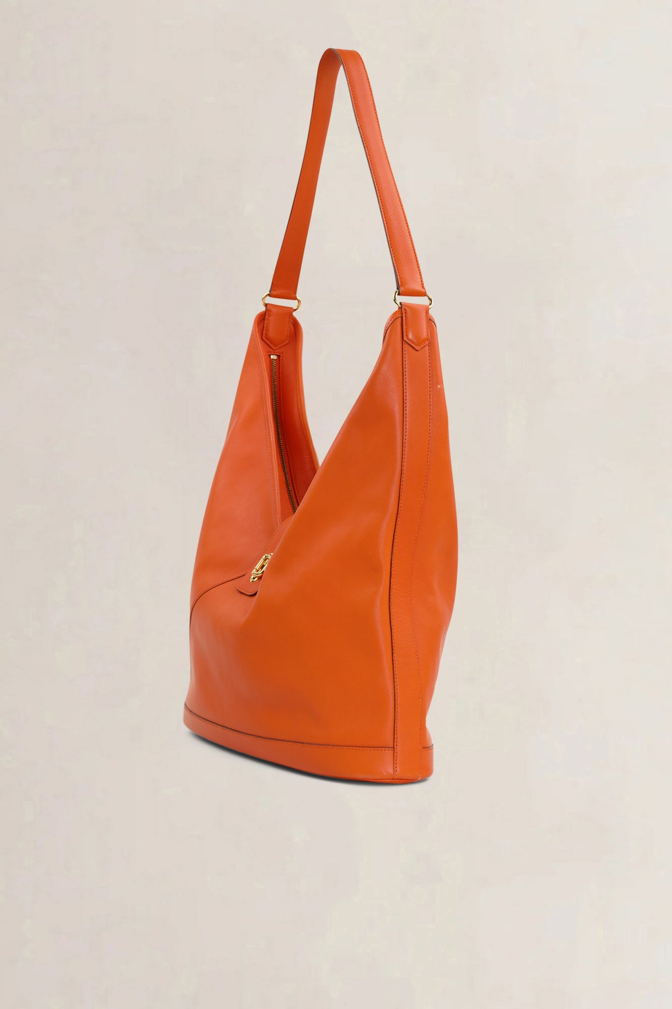 Hermès Orange Lock Hobo Gulliver Shoulder Bag