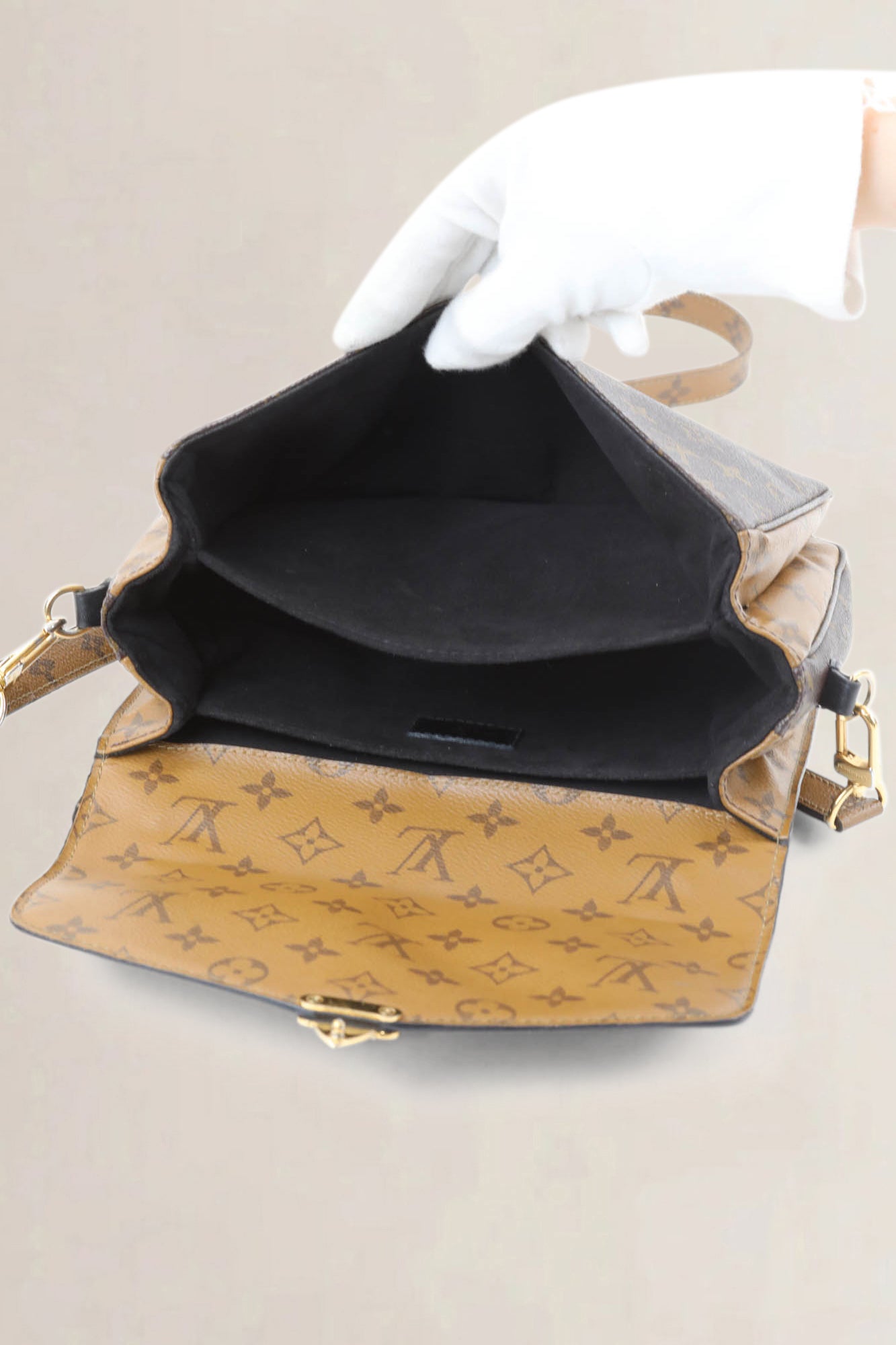 Louis Vuitton Monogram Reverse Canvas Métis Crossbody Bag
