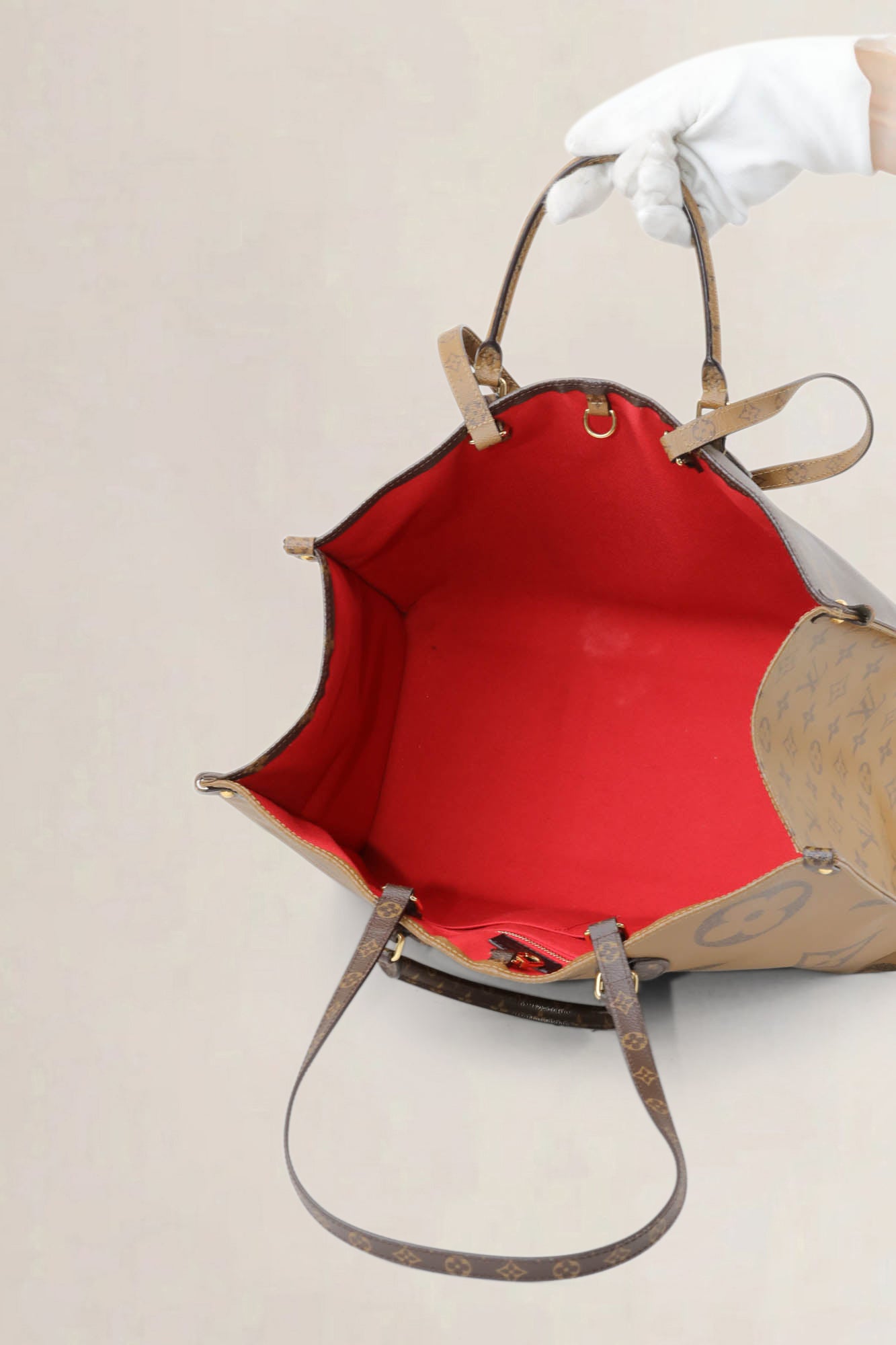 Louis Vuitton On The Go GM