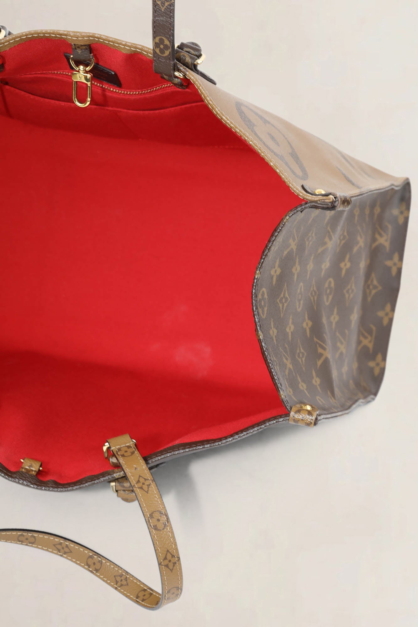 Louis Vuitton On The Go GM