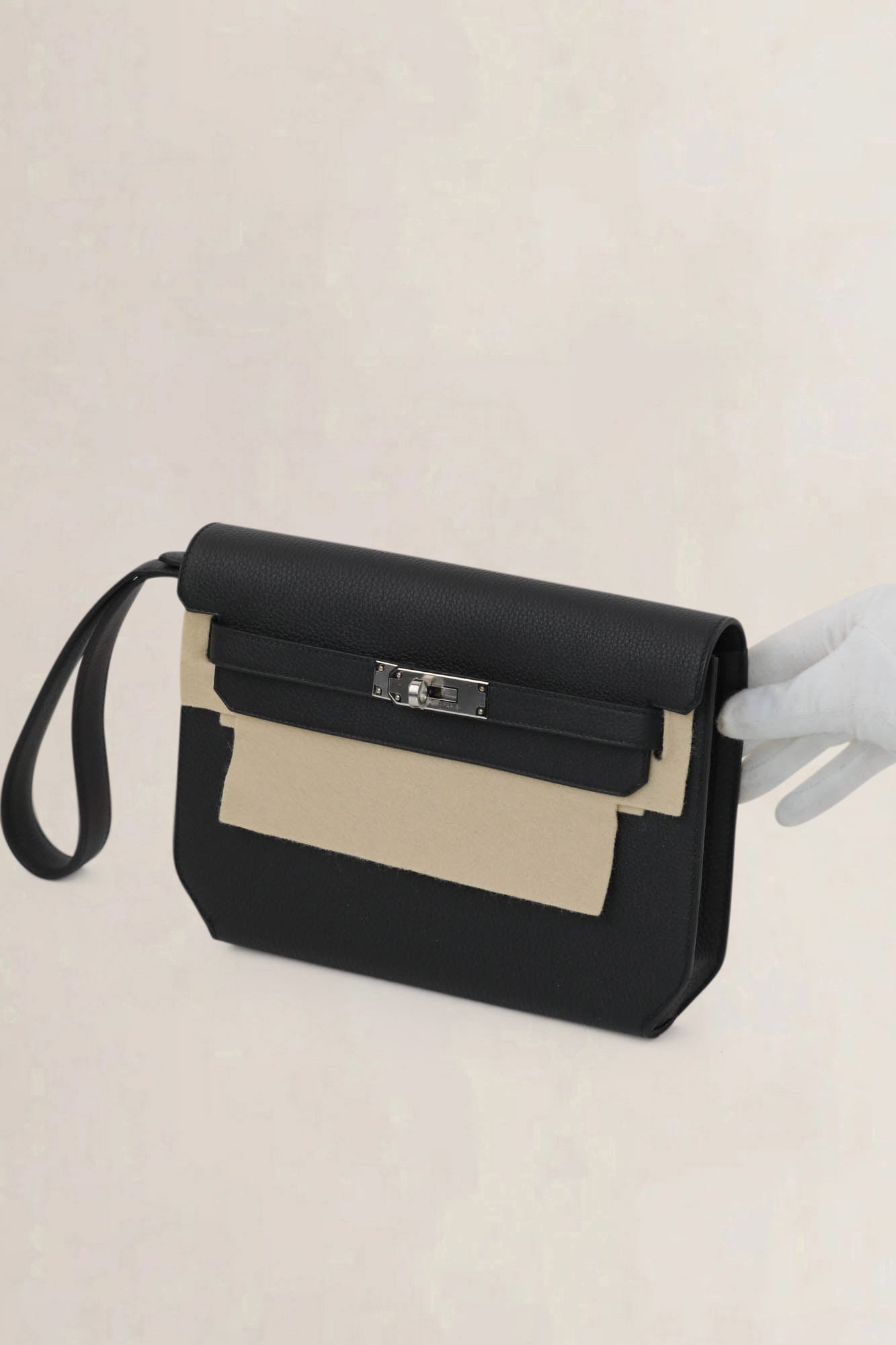 Hermès Black Kelly Dépêches 25 Pouch