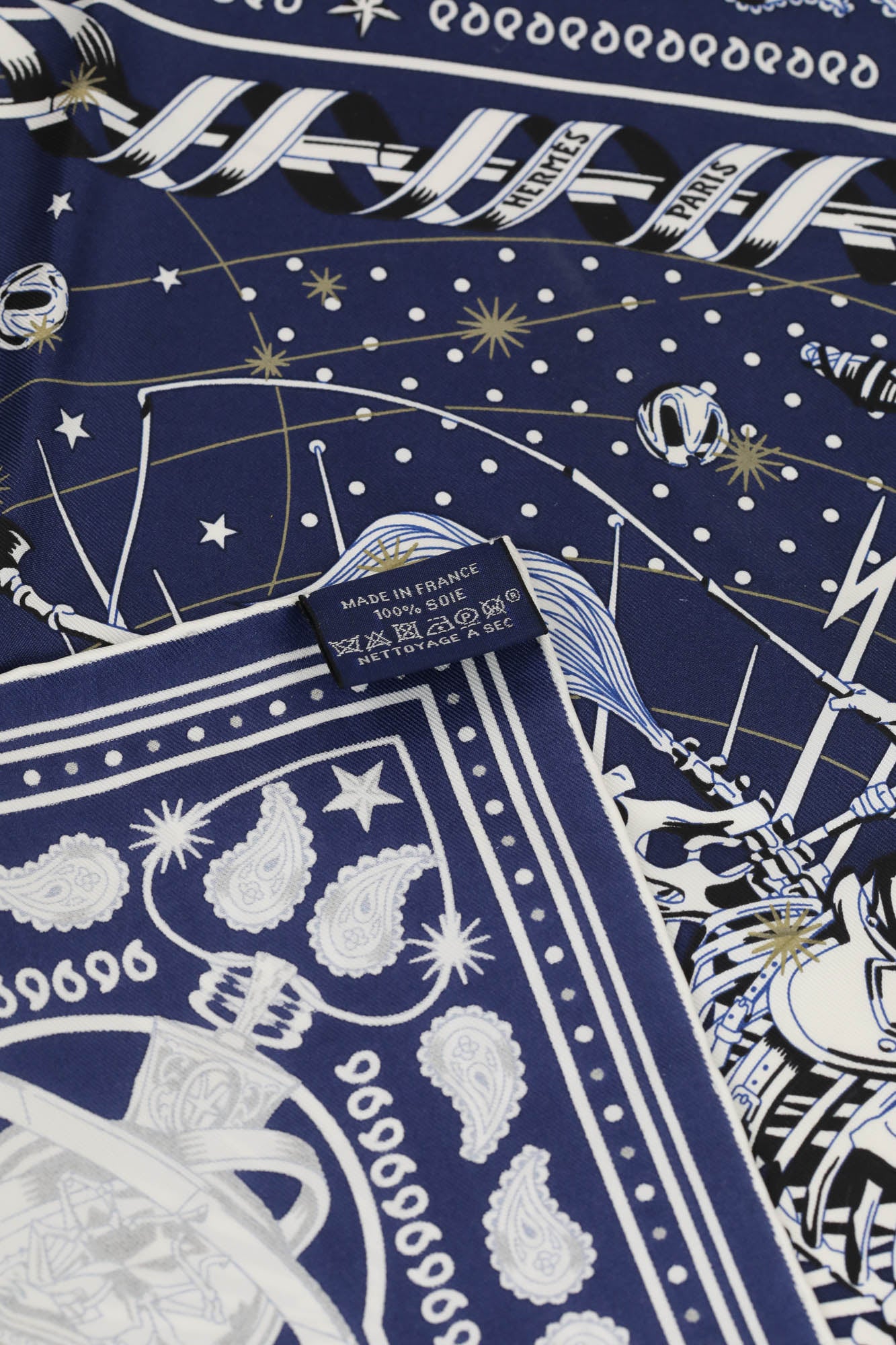 Hermès Silk Bandana Carré 55 Chorus Stellarum