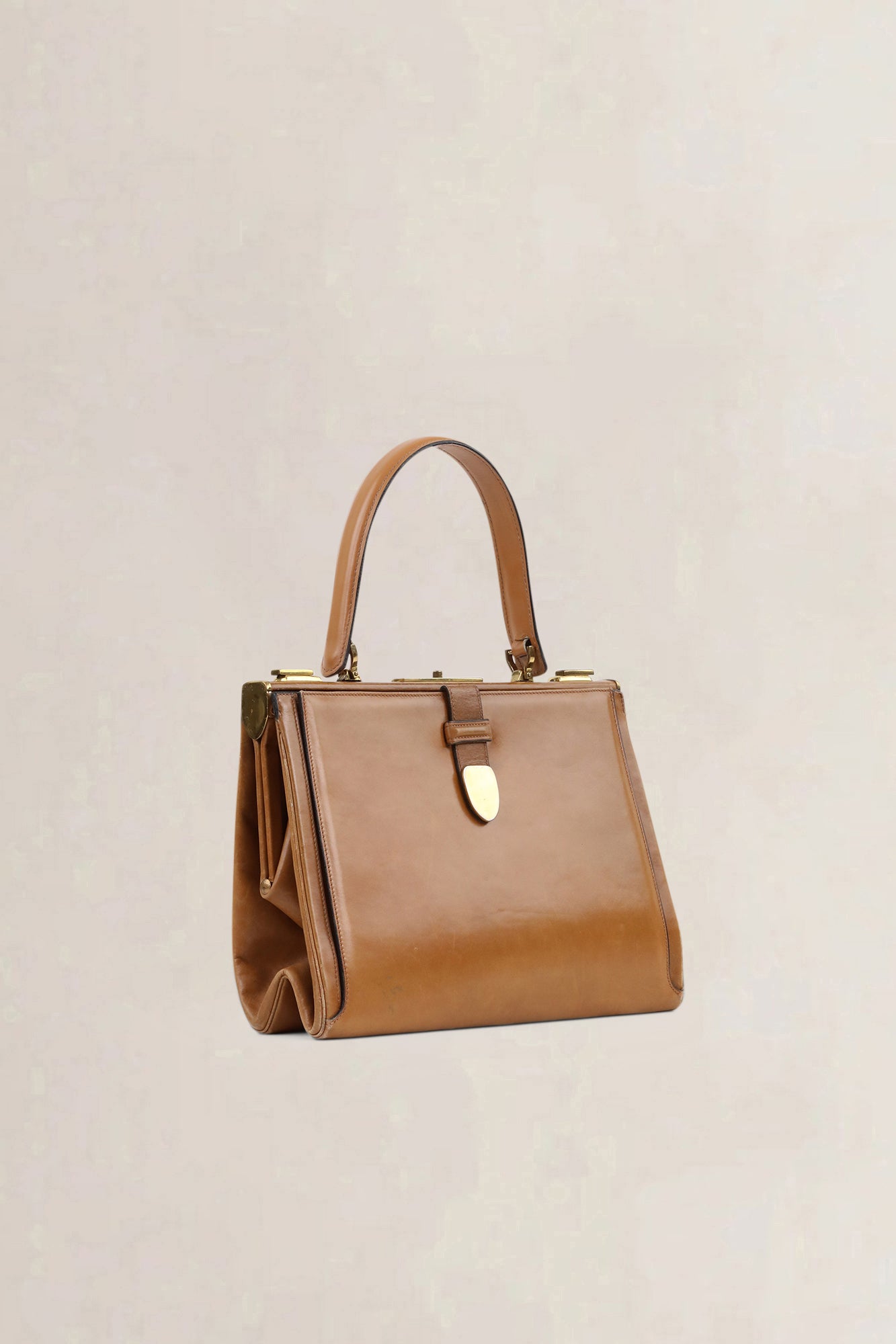 Delvaux Vintage Cognac — vintage
