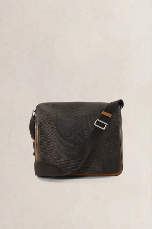 Louis Vuitton Terre Messenger Damier Géant Crossbody Bag
