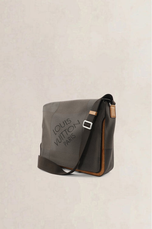 Louis Vuitton Terre Messenger Damier Géant Crossbody Bag