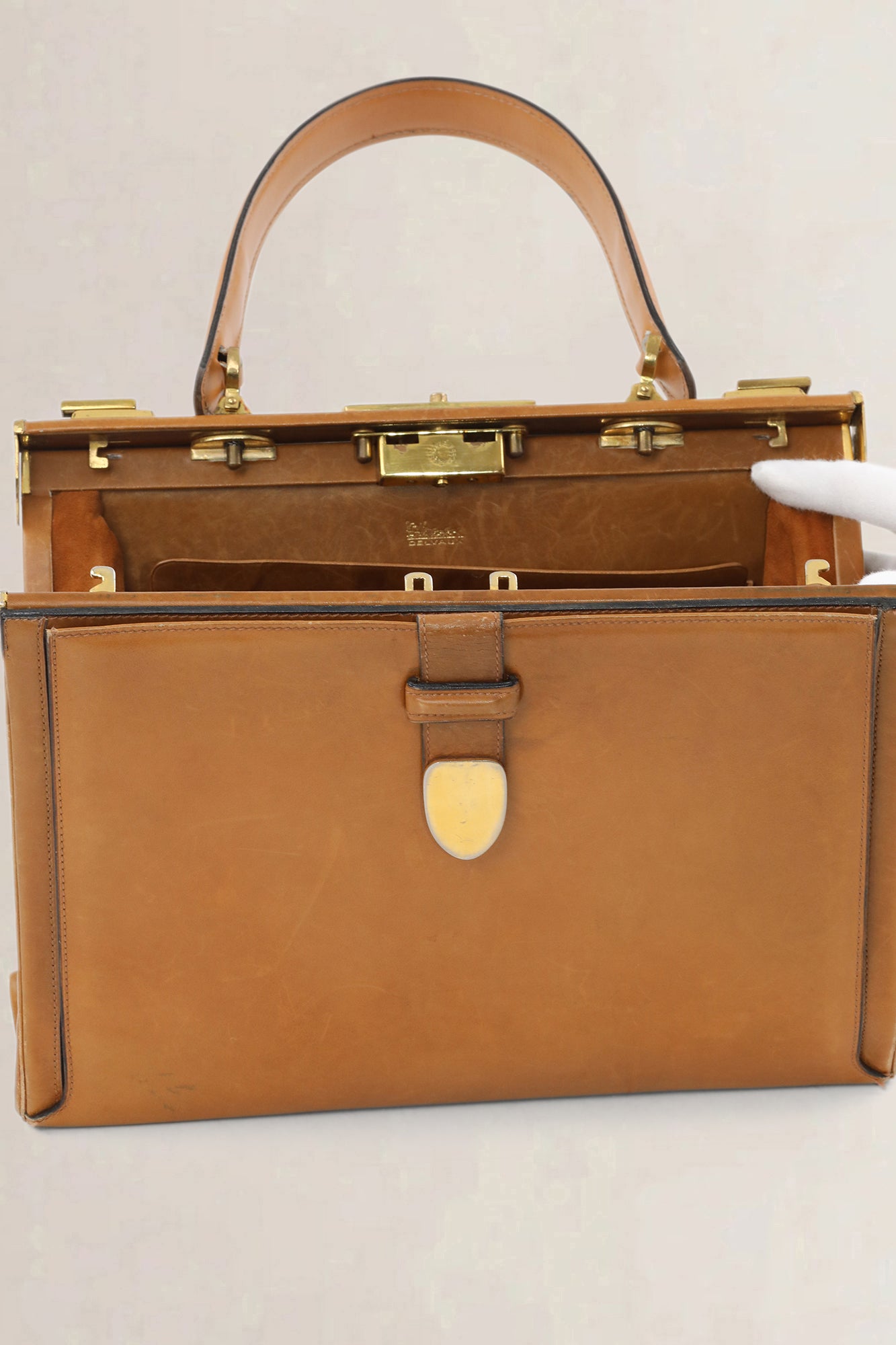 Delvaux Vintage Cognac — vintage