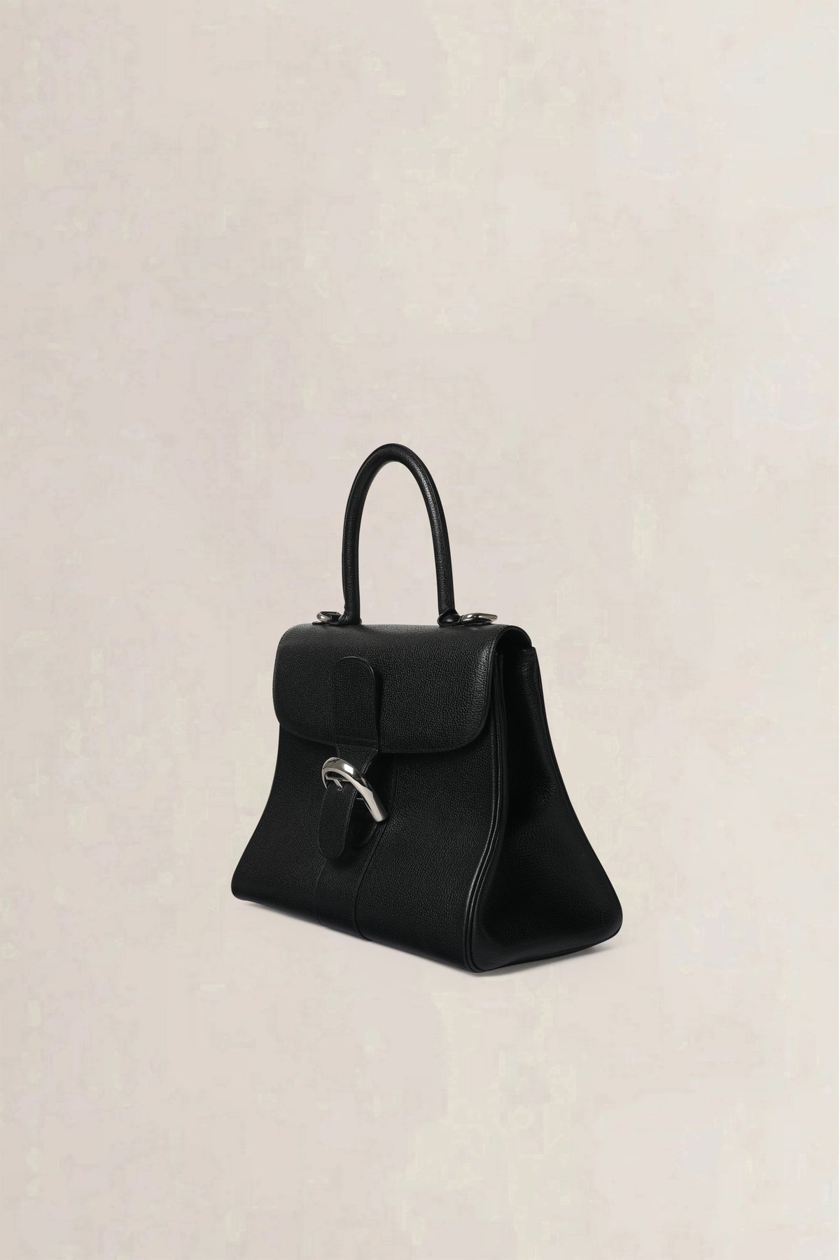 Delvaux Black Brillant MM — vintage