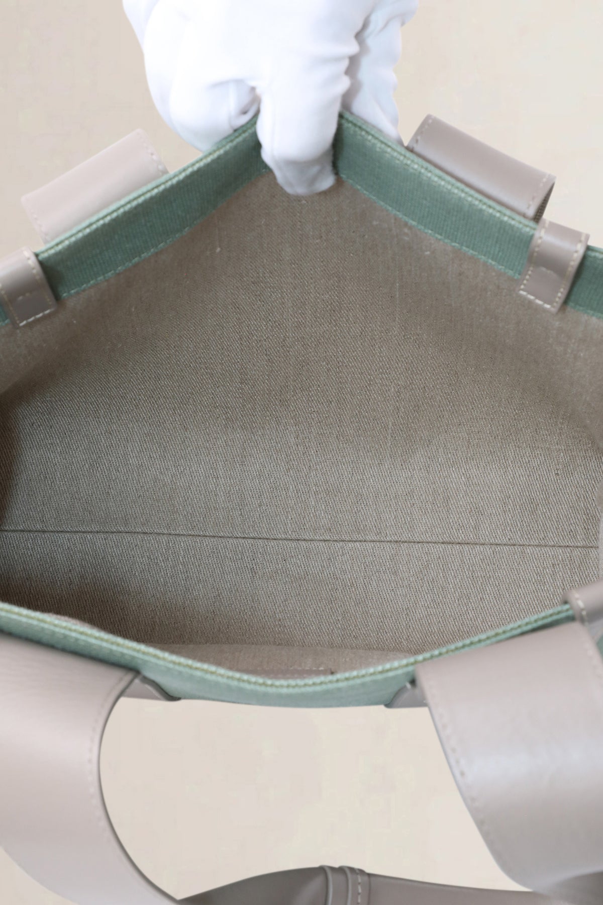 Chloé Green Woody Medium Shoulder Bag