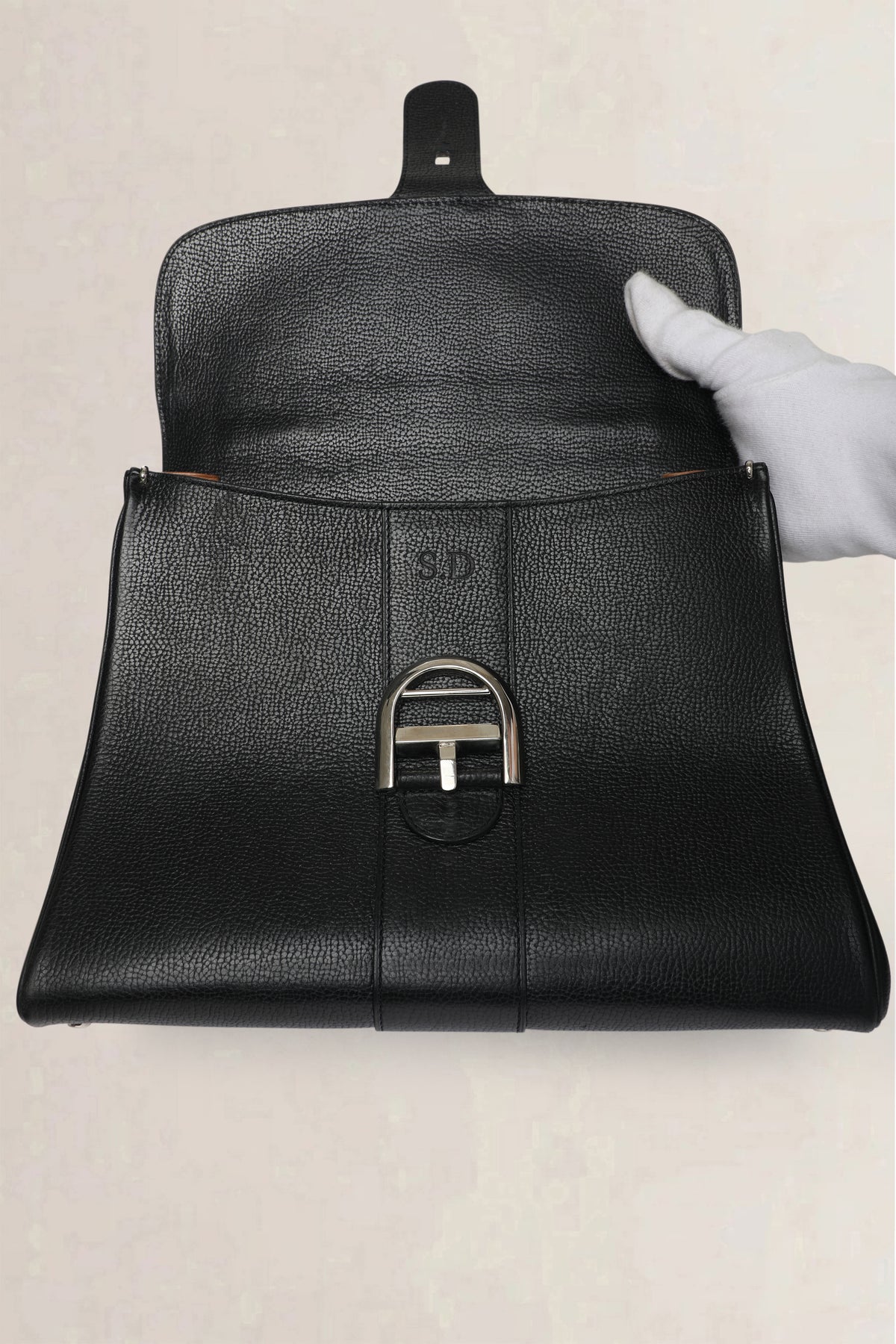 Delvaux Black Brillant MM — vintage
