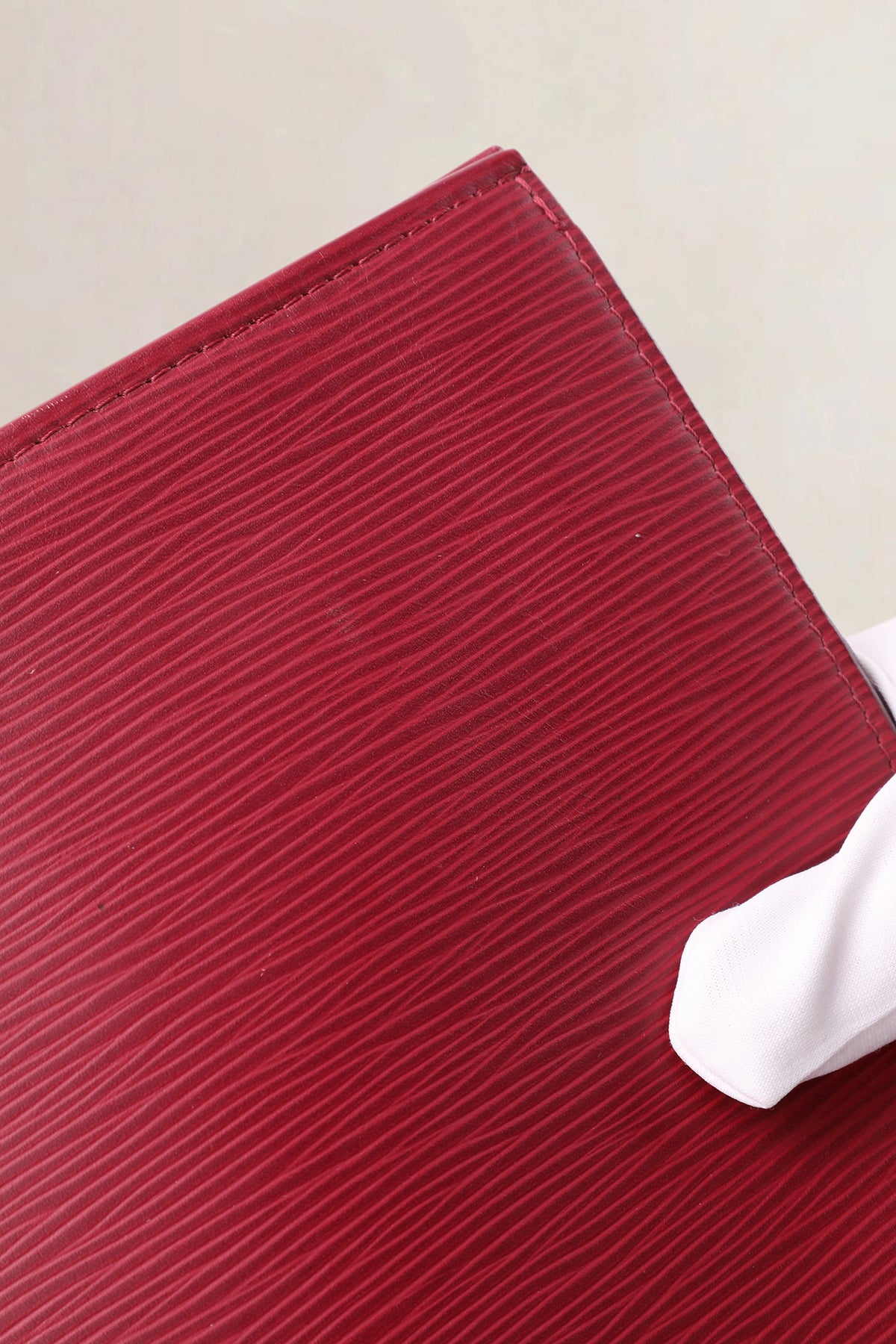 Louis Vuitton Burgundy Epi Leather Toiletry Pouch