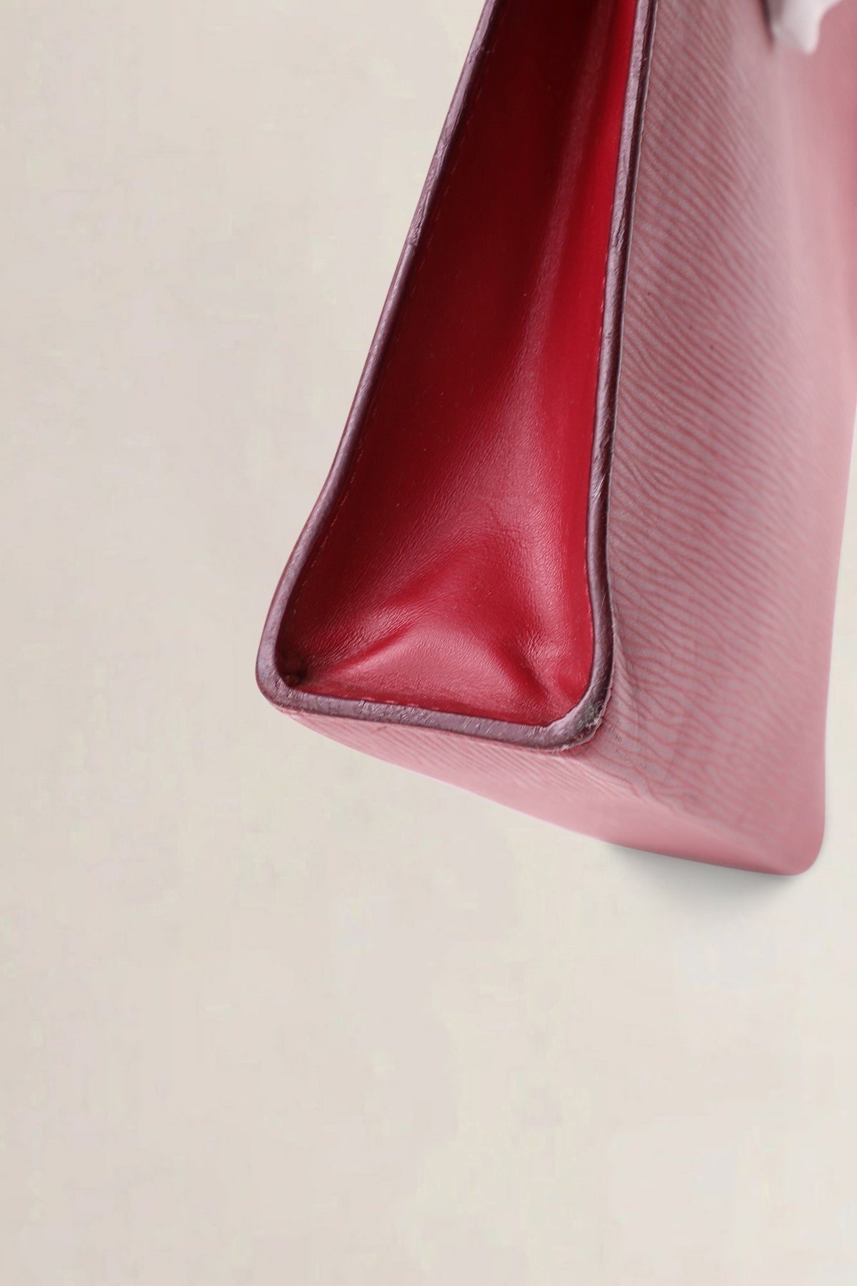 Louis Vuitton Burgundy Epi Leather Toiletry Pouch