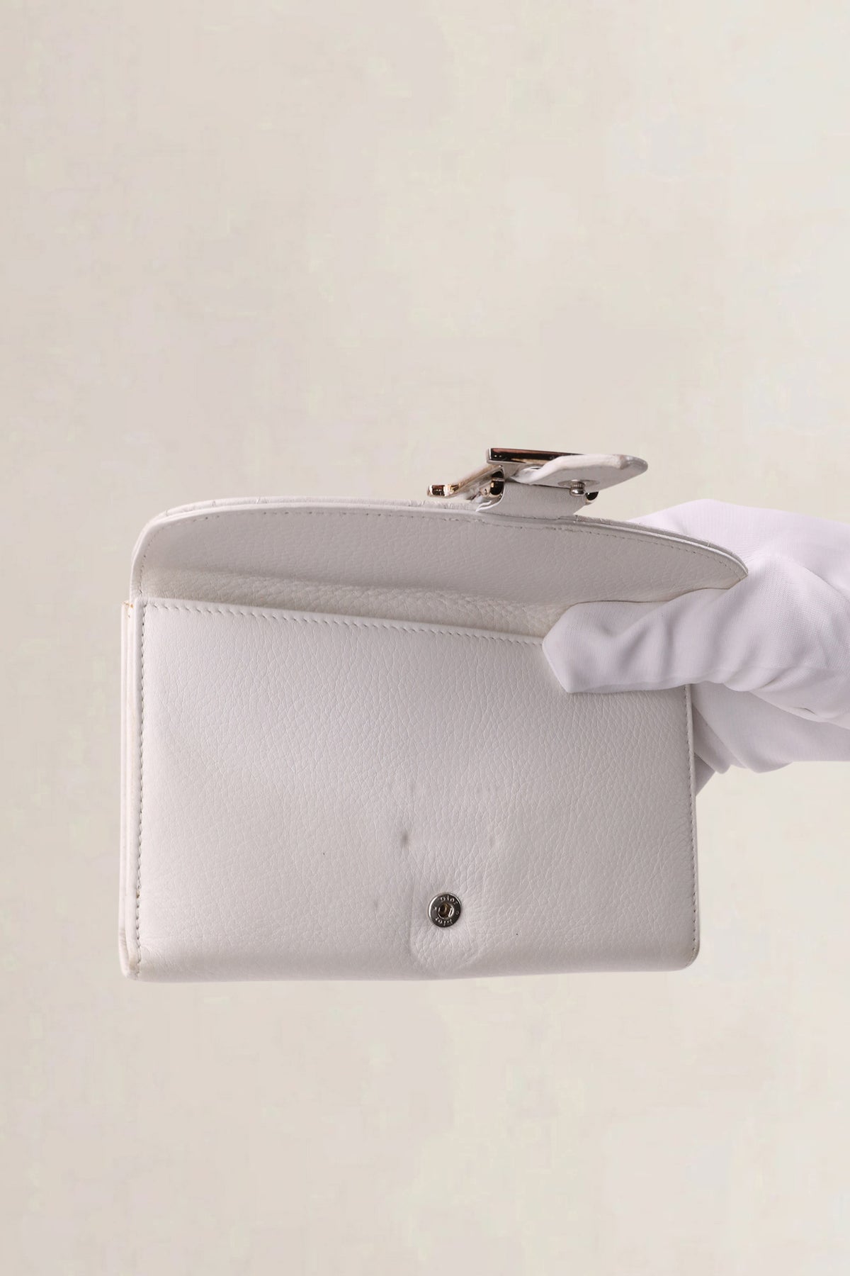 Christian Dior White Cannage D Charm — preloved