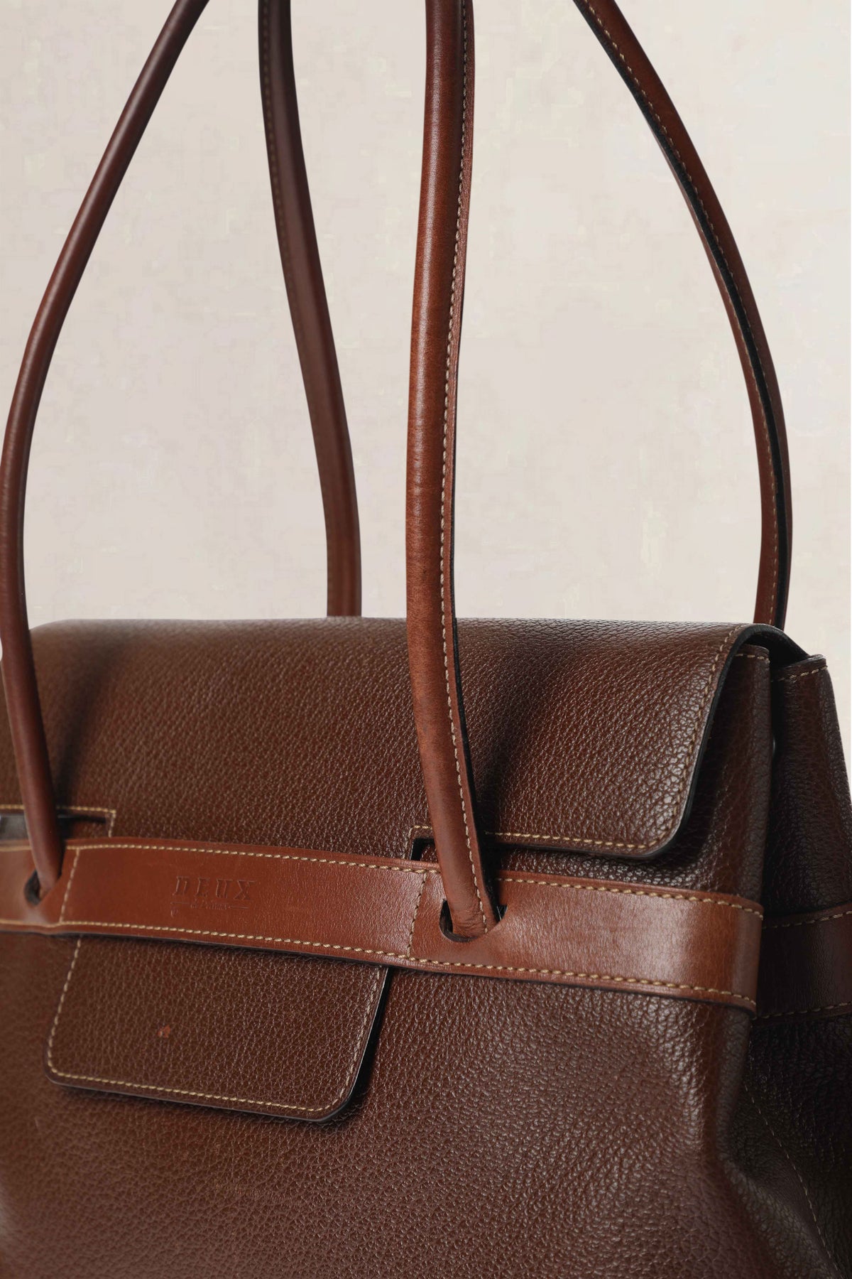 Deux de Delvaux Brown Jumping Calf Shoulder Bag