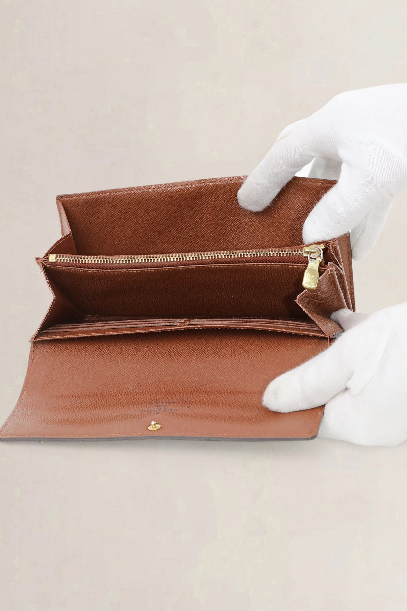 Louis Vuitton Monogram Sarah Wallet