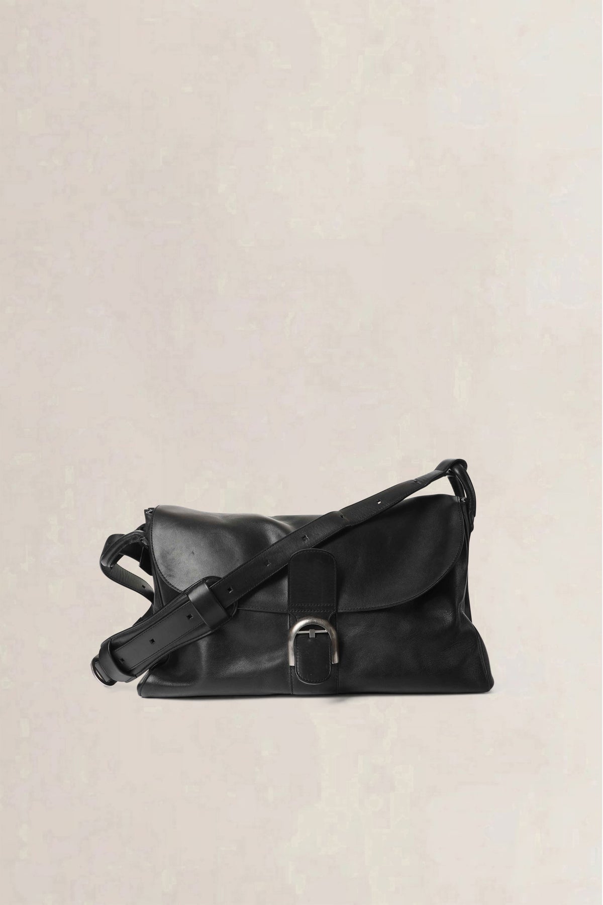 Delvaux Black Brillant Besace Bridon — vintage