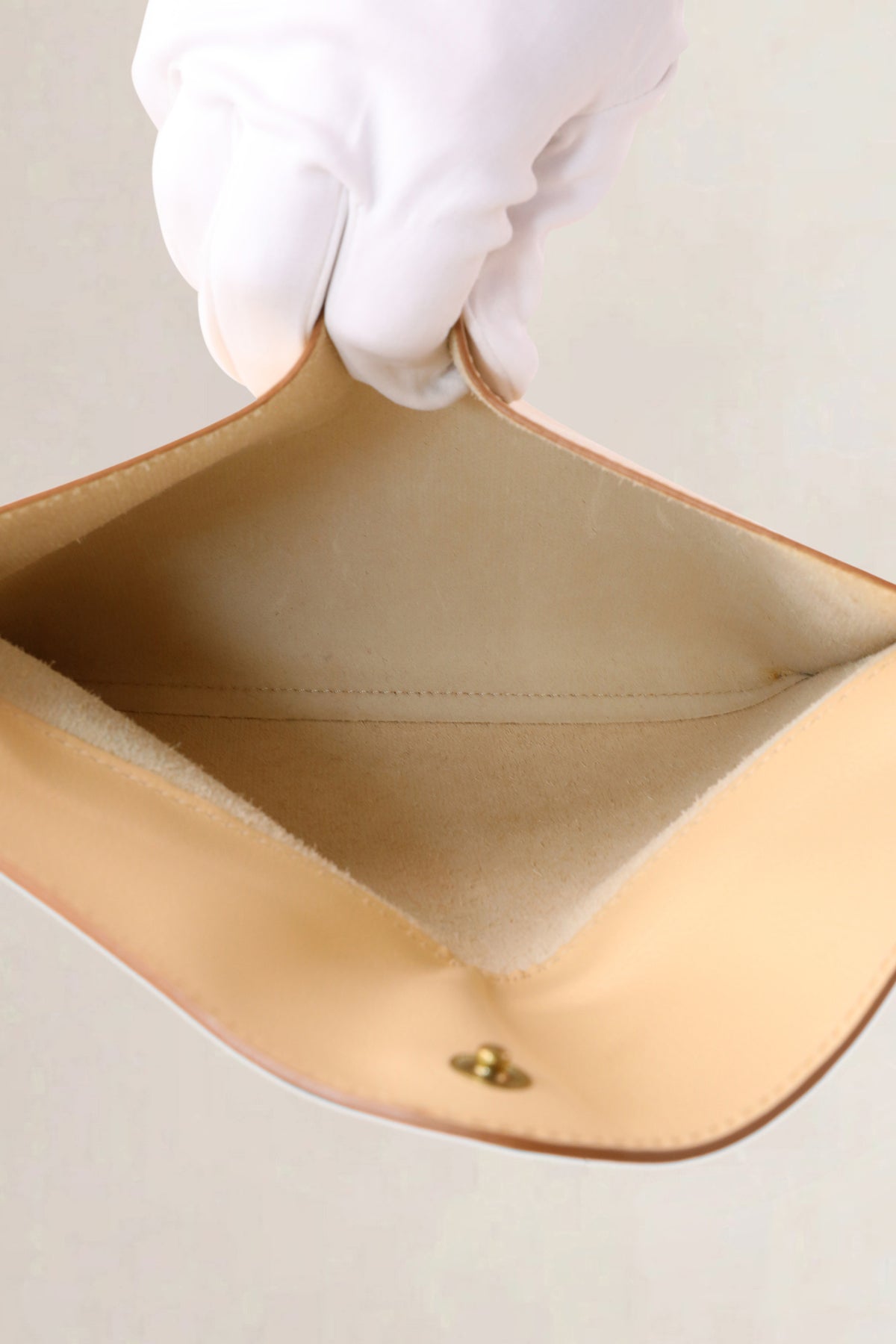 Delvaux Beige Jumping Calf Envelope Clutch