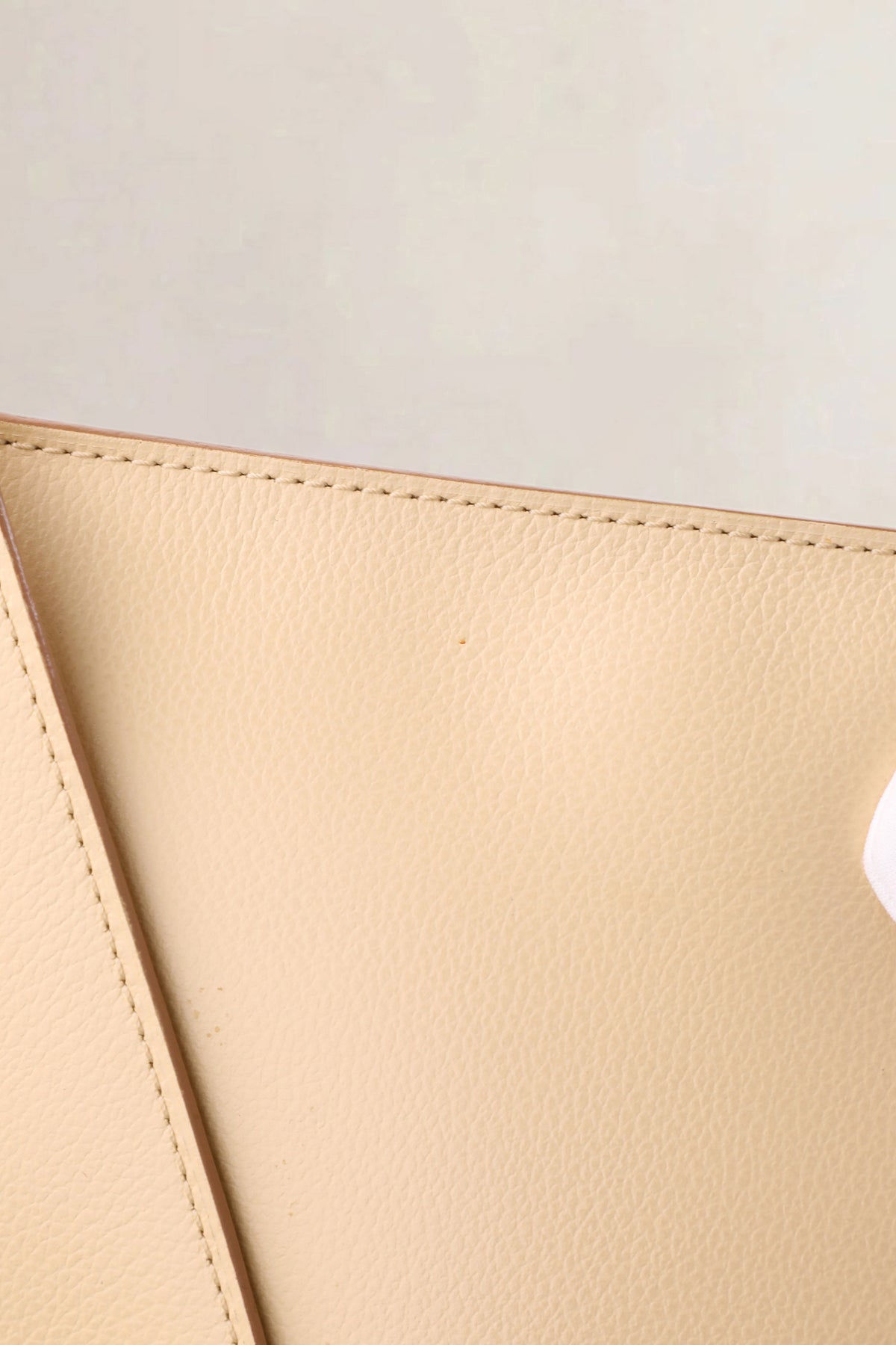 Delvaux Beige Jumping Calf Envelope Clutch