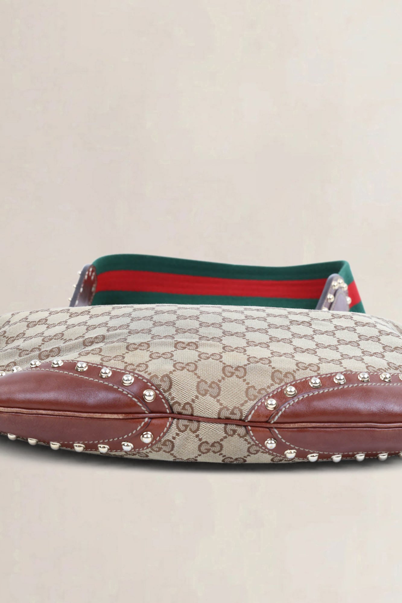 Gucci Pelham Messenger Bag