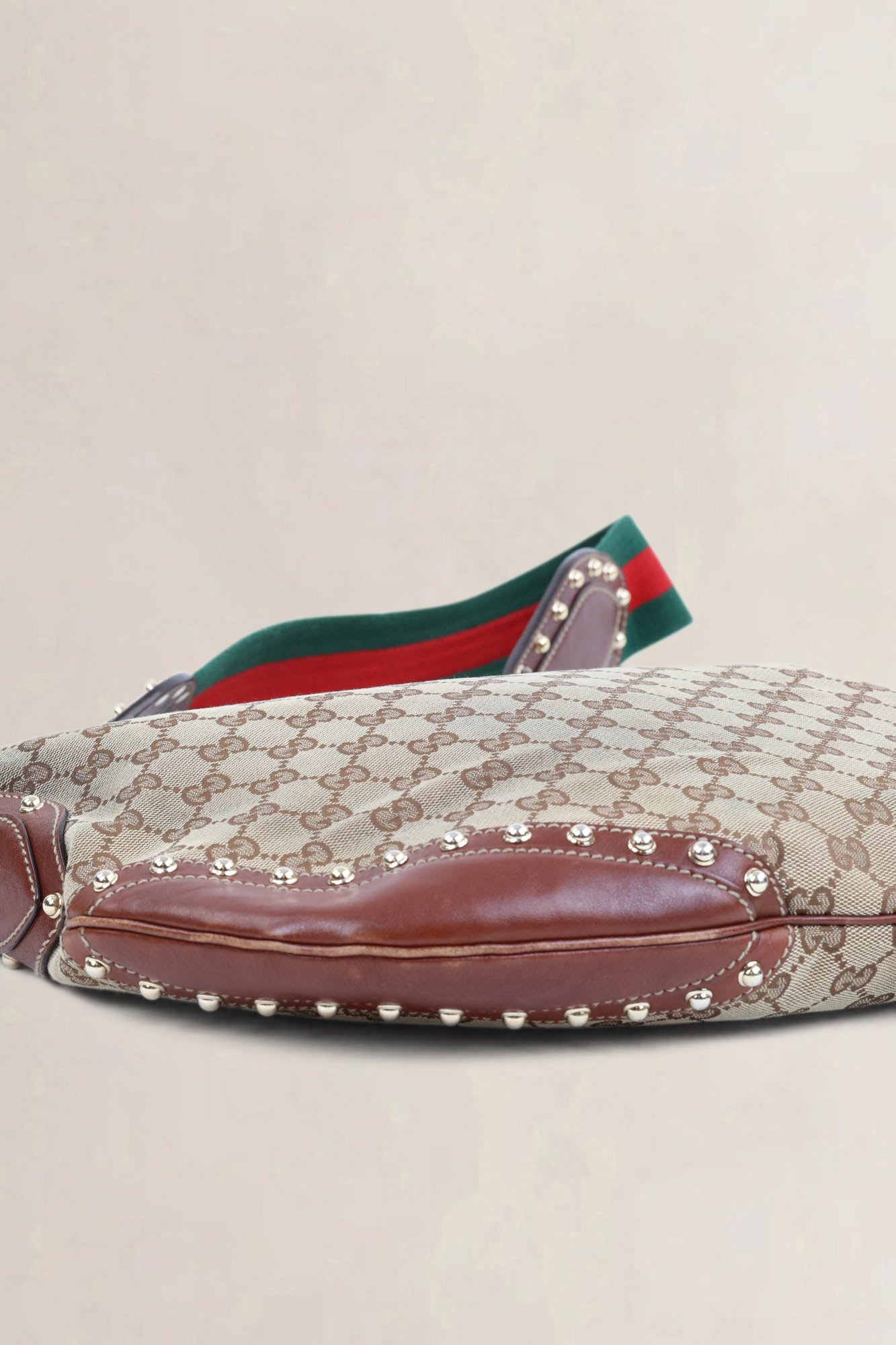 Gucci Pelham Messenger Bag