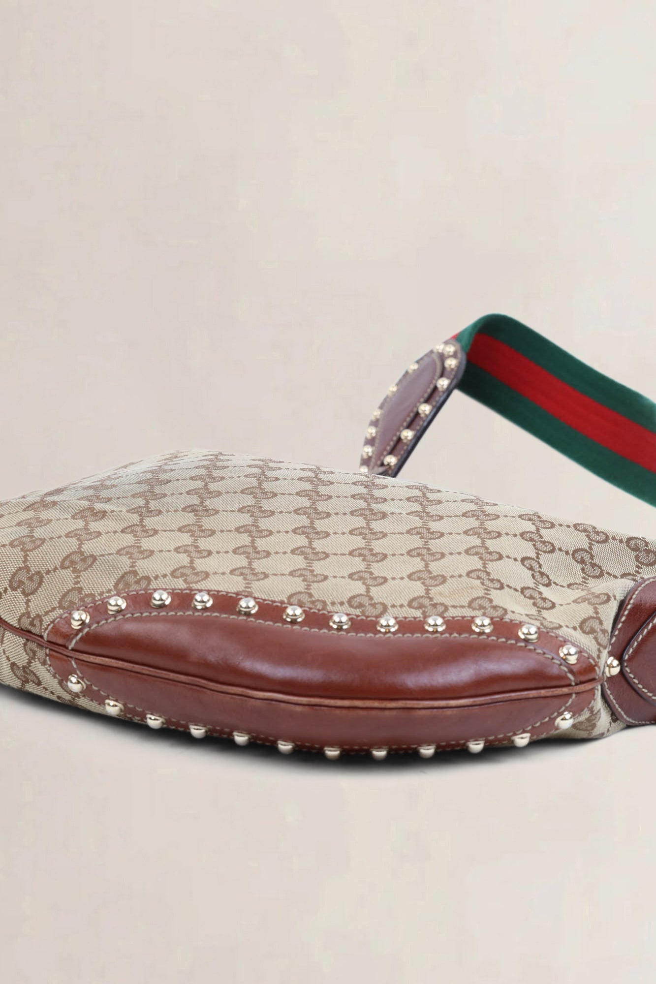 Gucci Pelham Messenger Bag