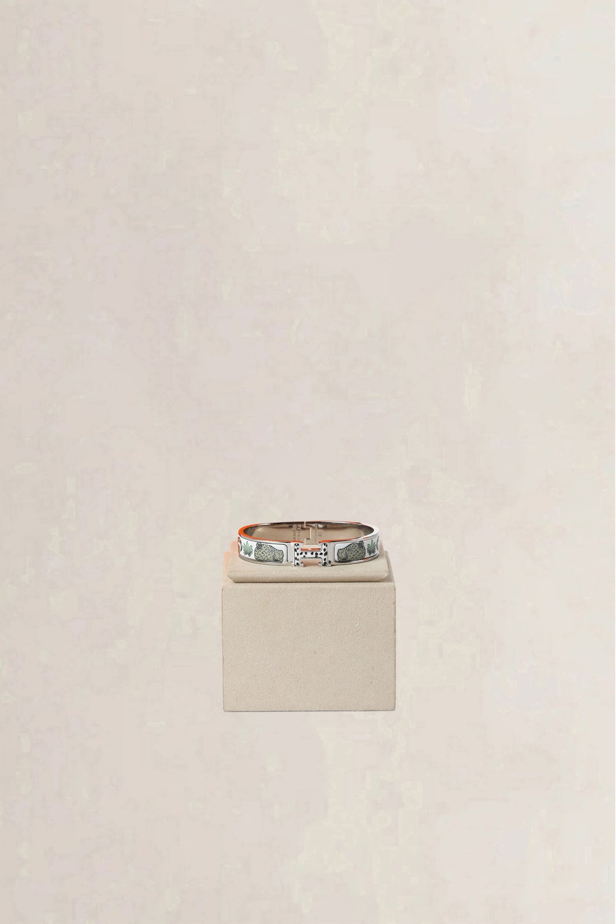Hermès Les Léopards Clic H Narrow Bracelet