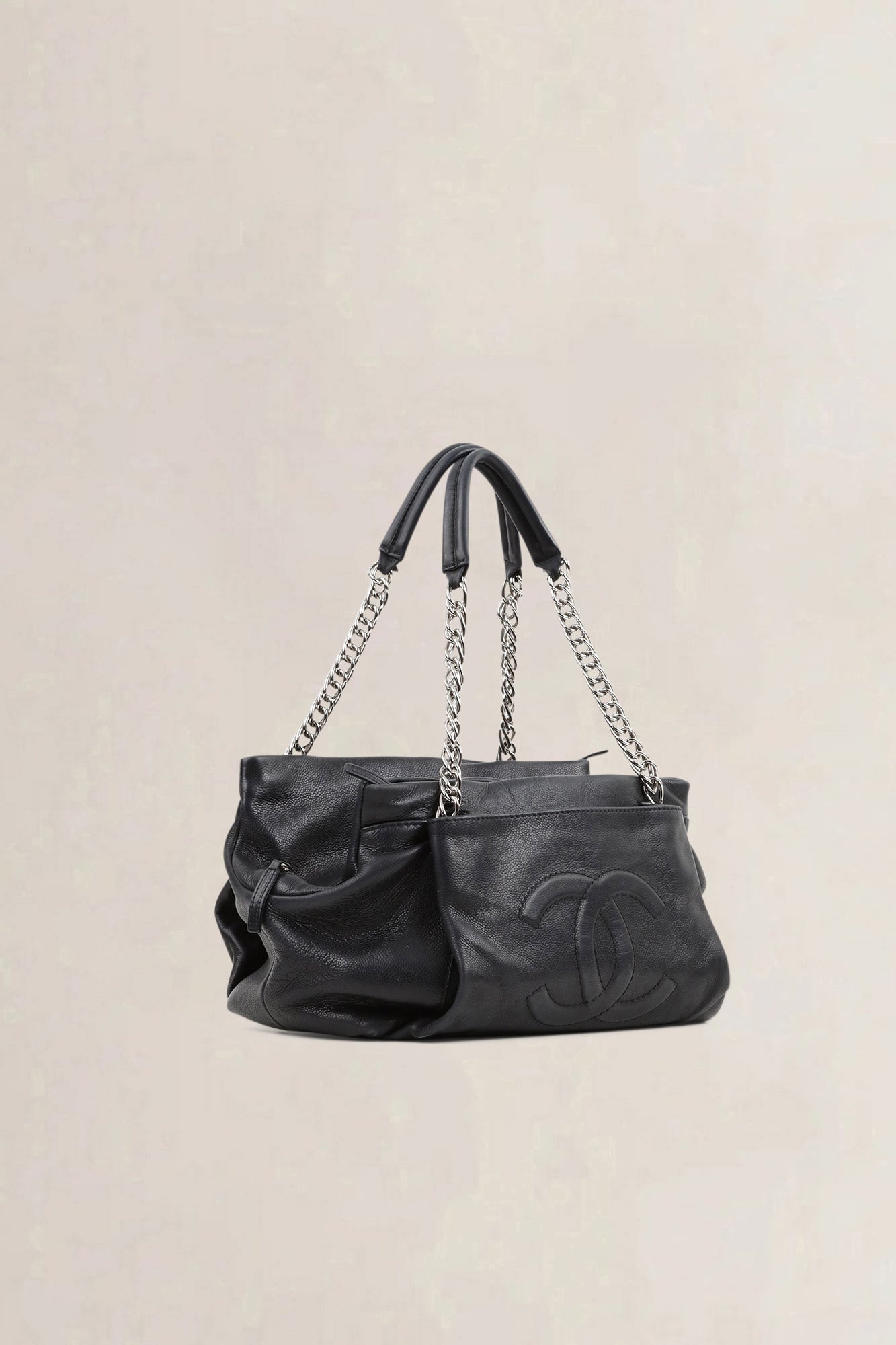 Chanel Black Leather CC Tuck Shopper Shoulder Bag