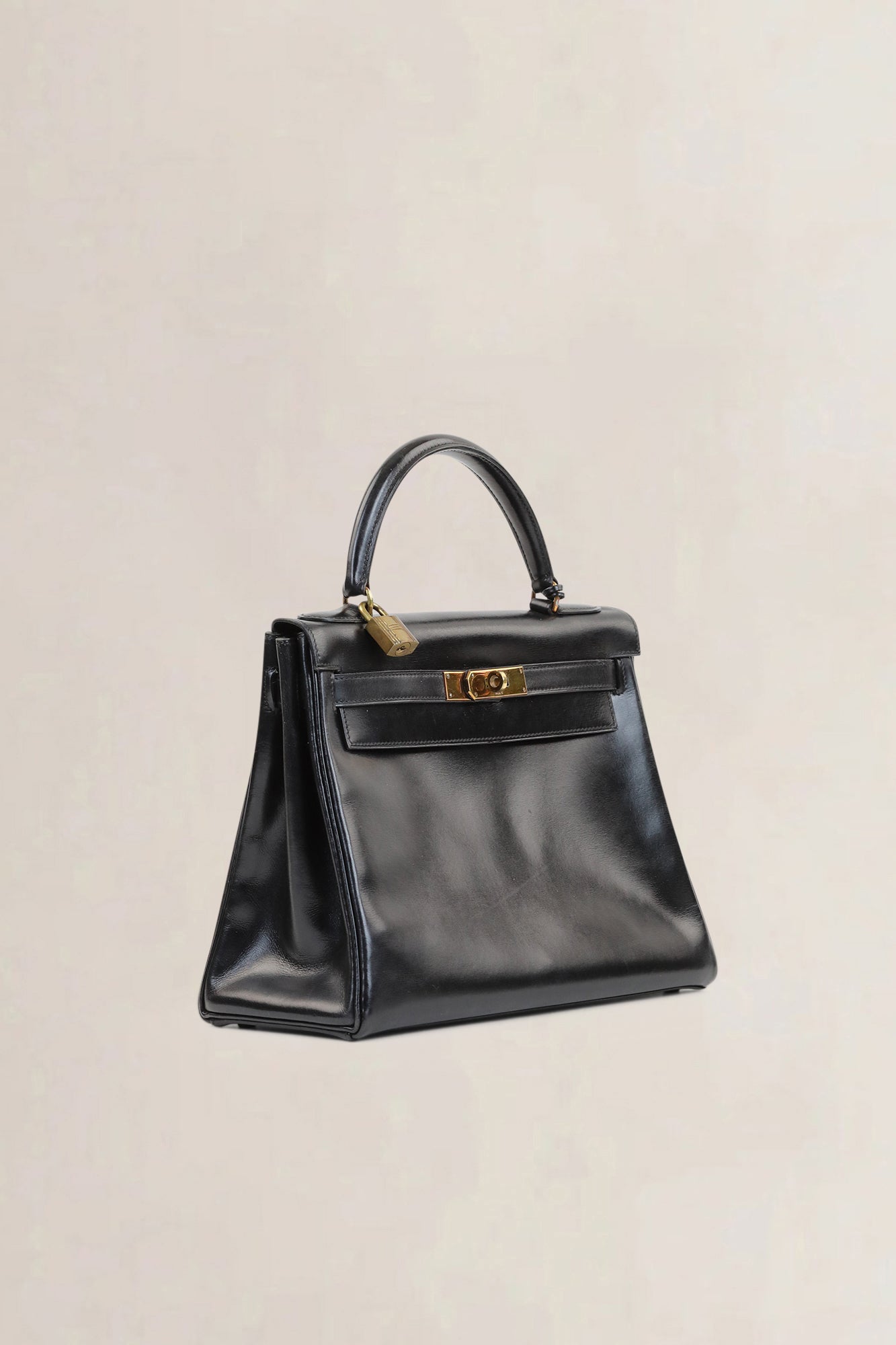 Hermès Black Kelly 28 Top Handle Bag