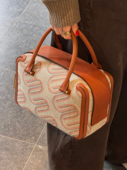 Delvaux Coolbox MM Infinity Crossbody Bag